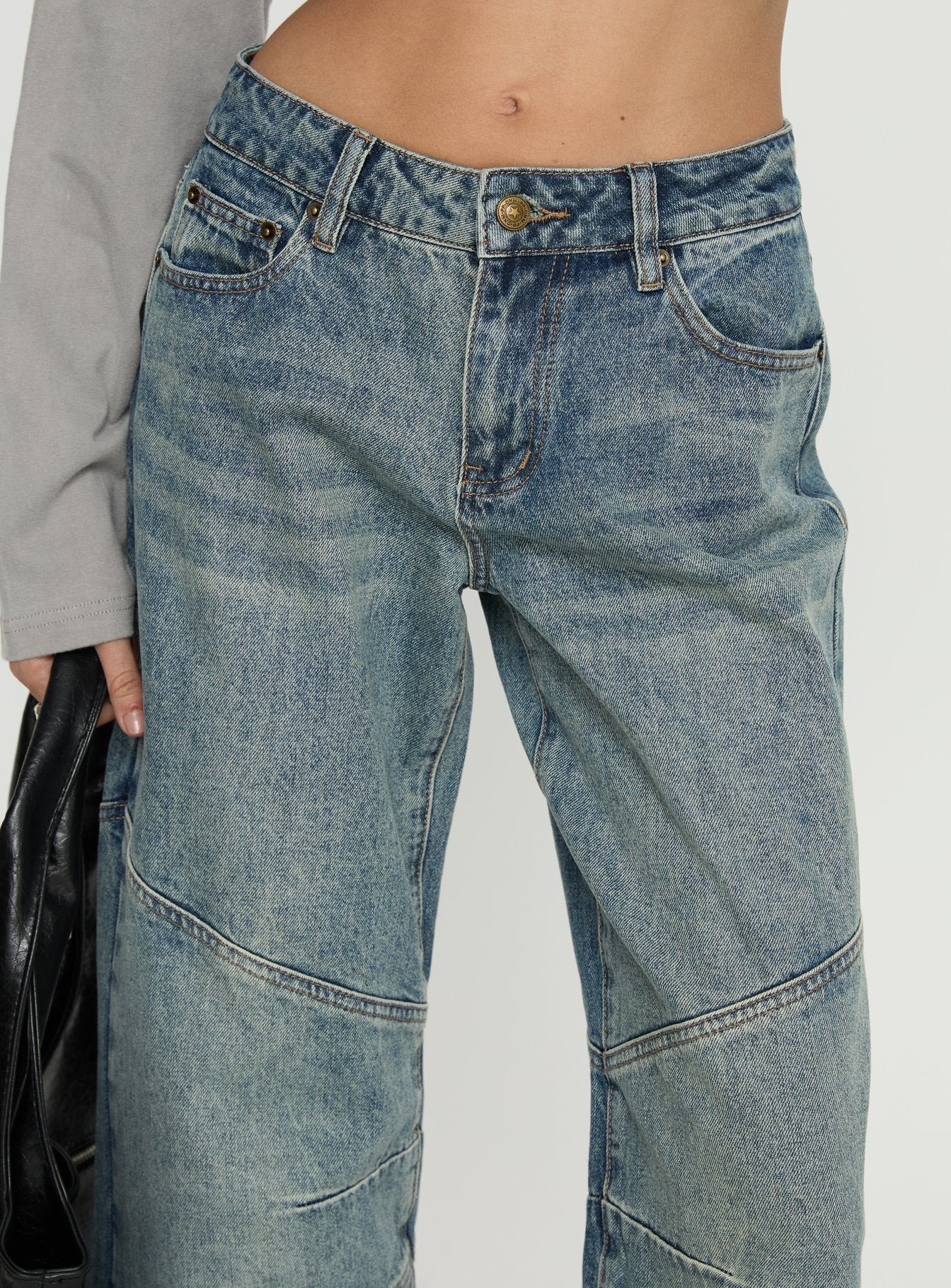Women's Atmosphere Mid Rise Straight Leg Jeans Antique Wash | Denim jeans in a straight-leg cut & a mid-rise fit 5