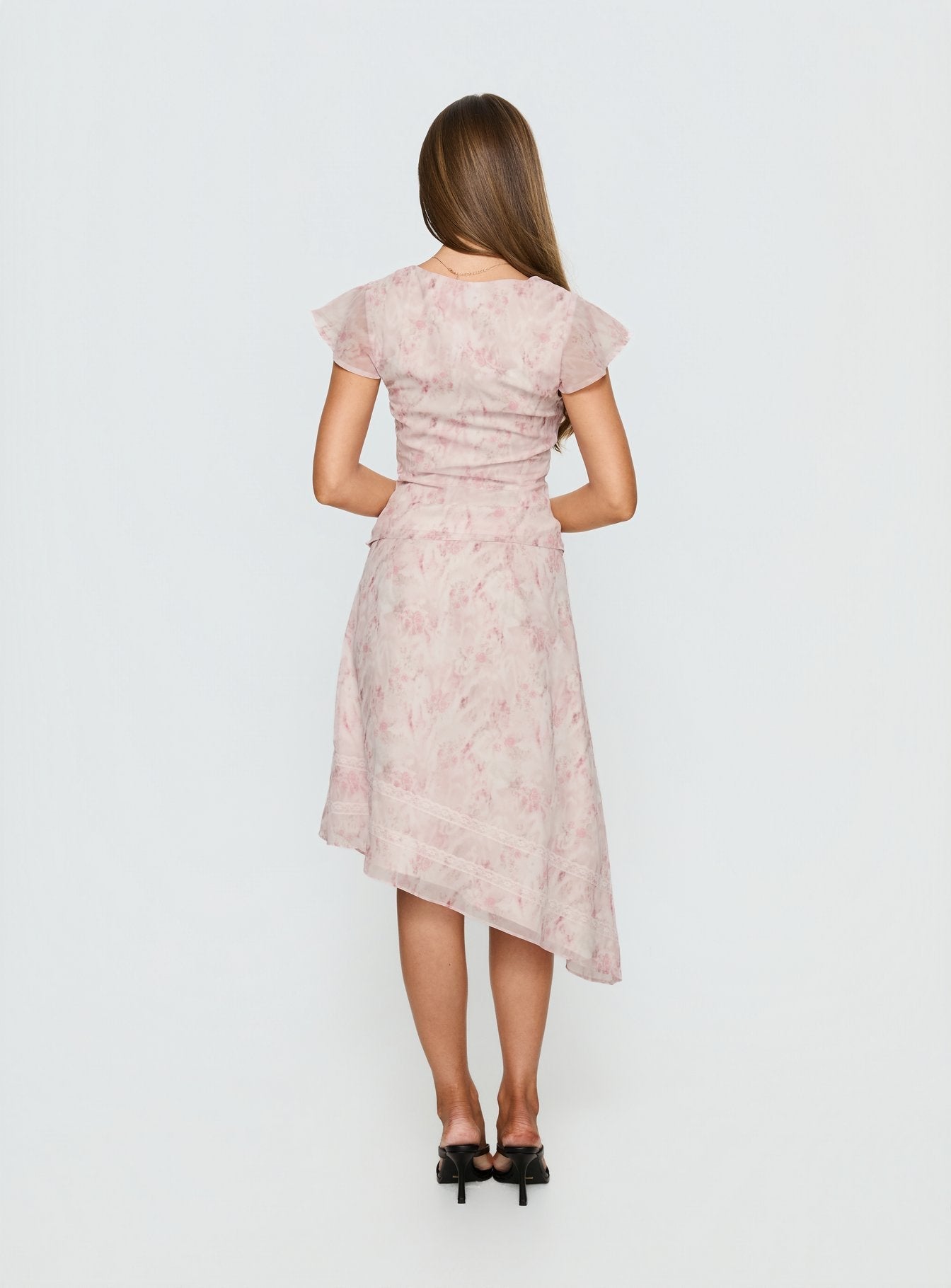 Women's Avaline Asymmetrical Midi Skirt Pink | Asymmetrical midi skirt in floral print 4
