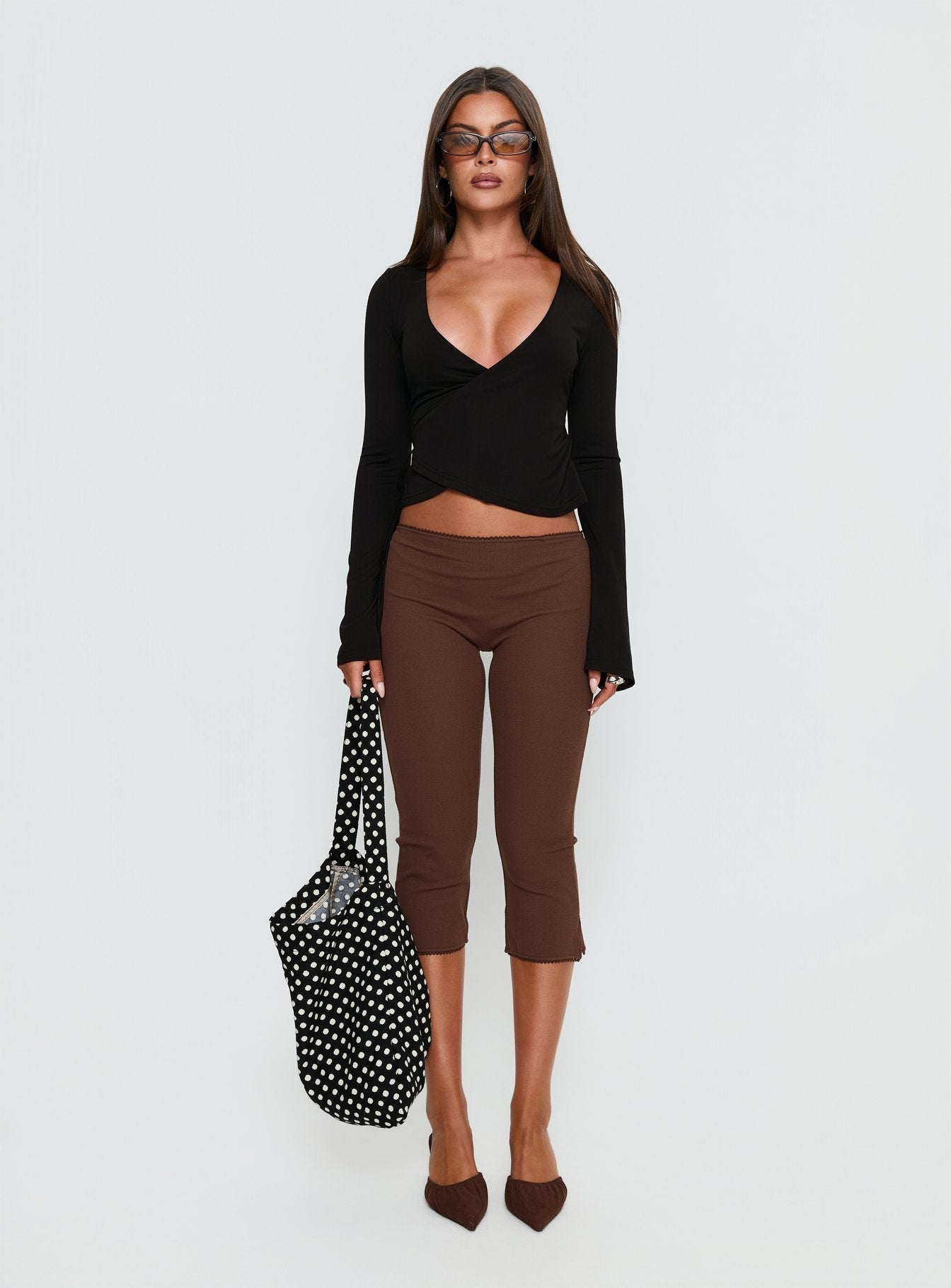 Women's Baseline Rib Capri Pants Chocolate | Pants in ribbed detail & capri-style fit 7
