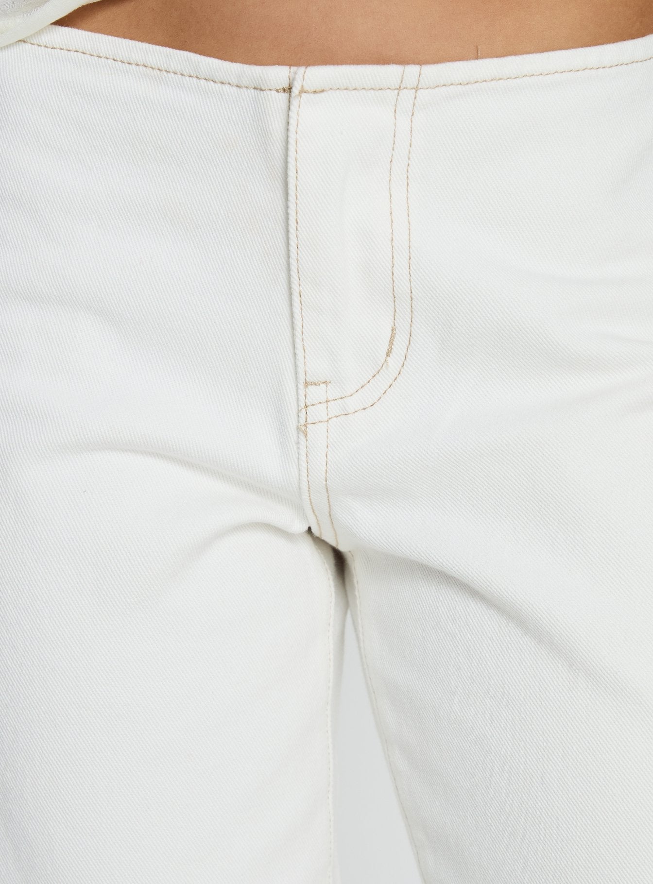 Women's Buenos No Waist Low Rise Straight Leg Jeans White | Denim jeans with low-rise & a no waistband design 5