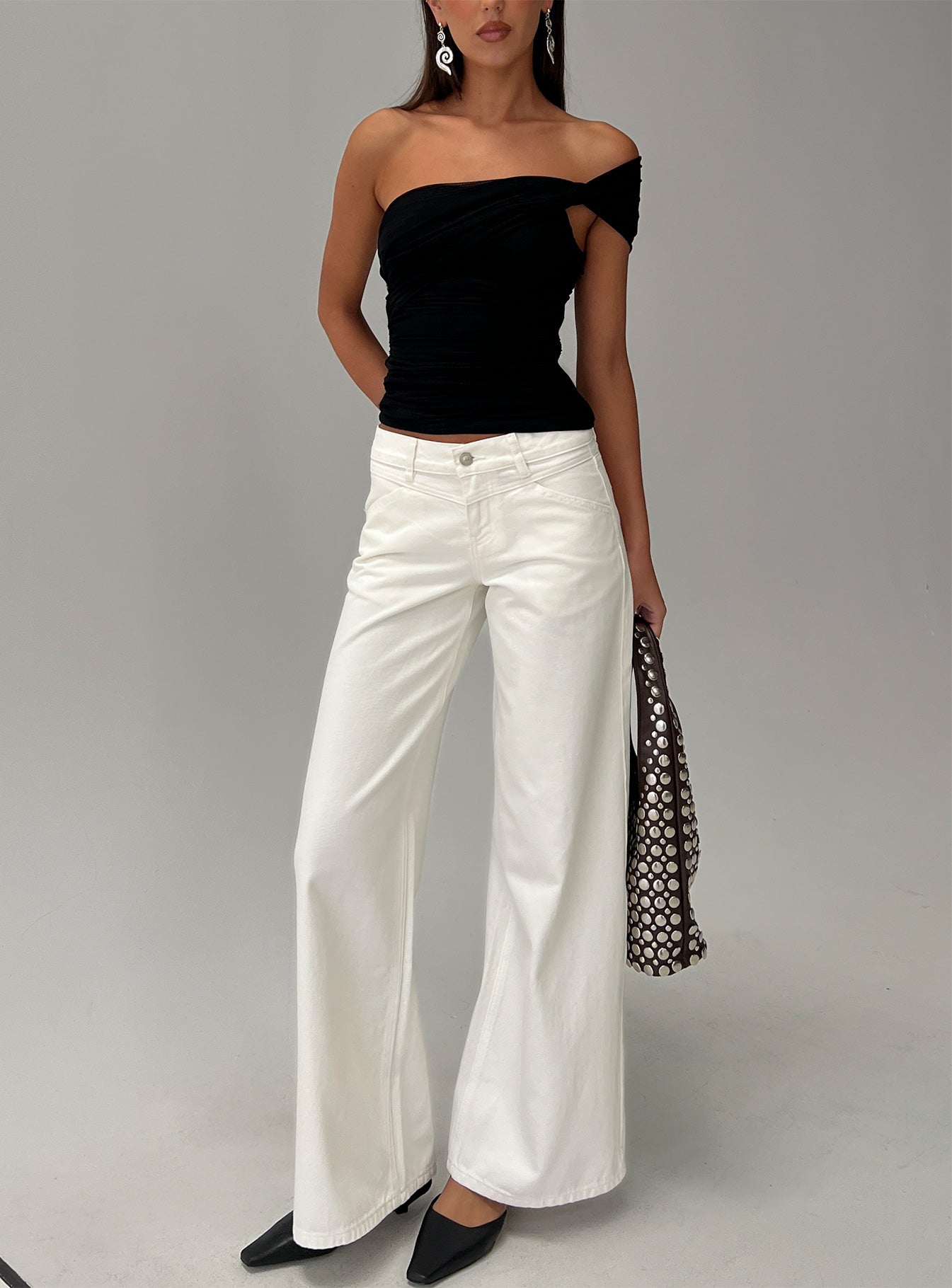 Women's Catiana Low Rise Wide Leg Jeans White | Denim jeans in a low-rise fit with a wide leg cut 0