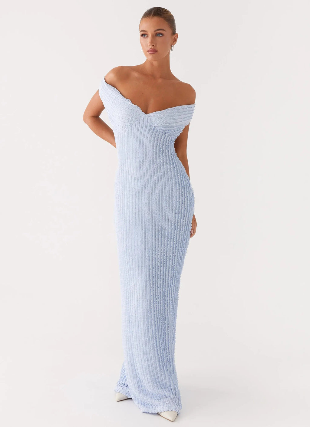 Women's Chantelle Collection | Maxi Dress with Off-Shoulder Neckline | Elegant Fit for Timeless Style - Women's | Off-sh 4