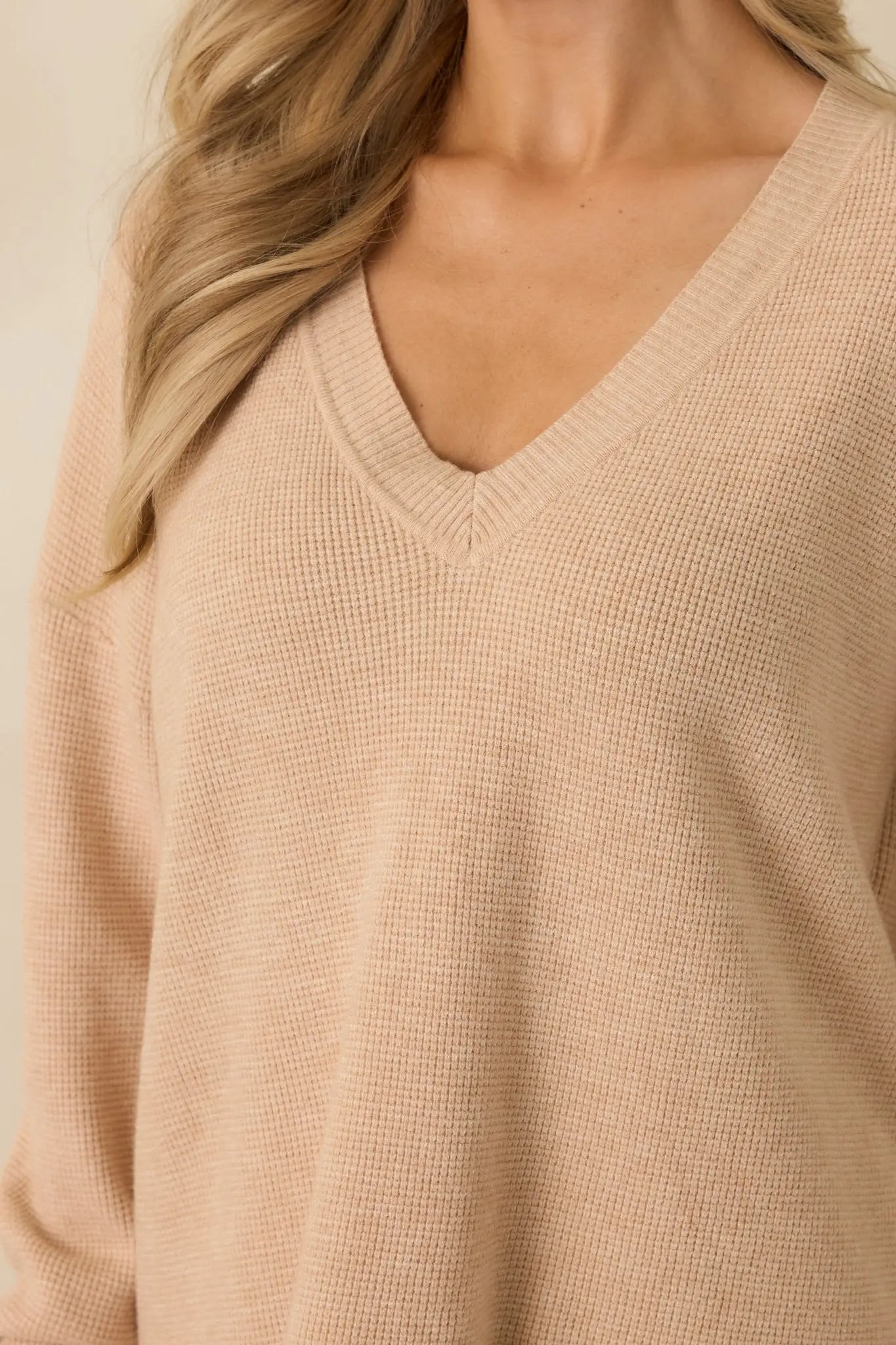 Women's Cozy Afternoon Light Taupe V-Neck Sweater | 50% Viscose 27% Polyester & 23% Nylon 4