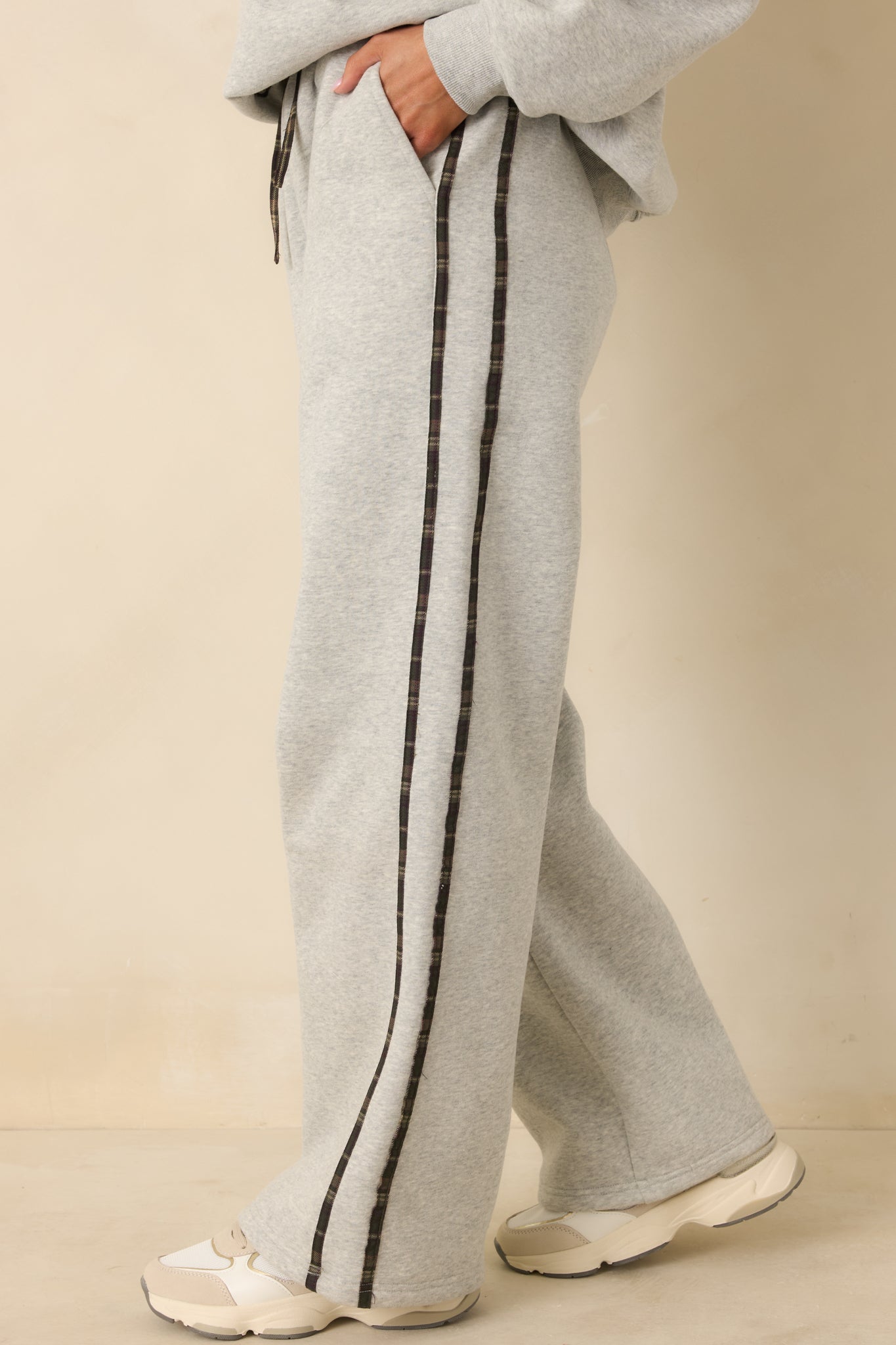 Women's Cozy Club Heather Grey Plaid Stripe Sweatpants | 50% Polyester & 50% Cotton Contrast: 98% Polyester 2
