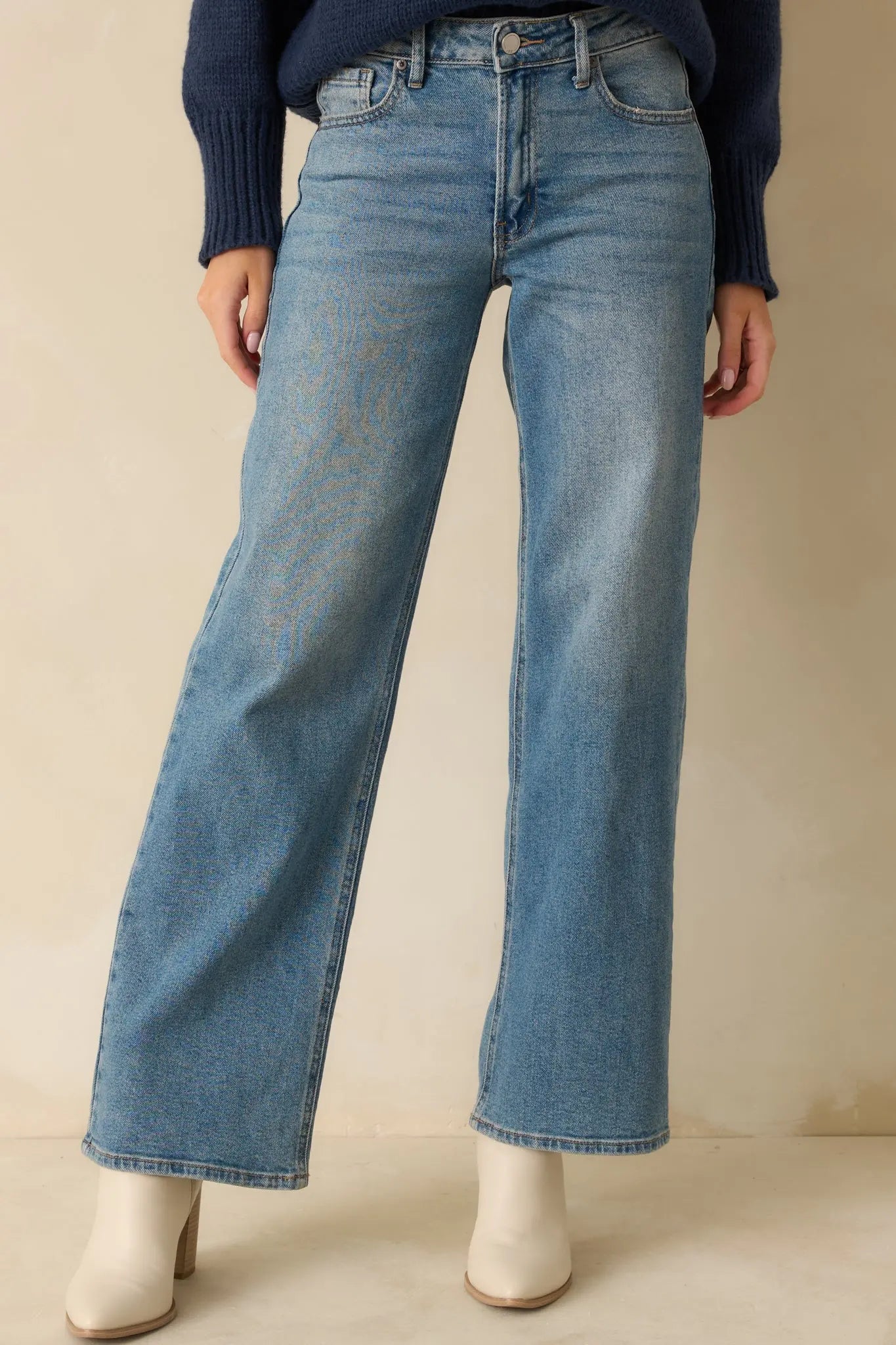 Women's Day Dreaming Medium Wash Wide Leg Jeans | 95% Cotton 2