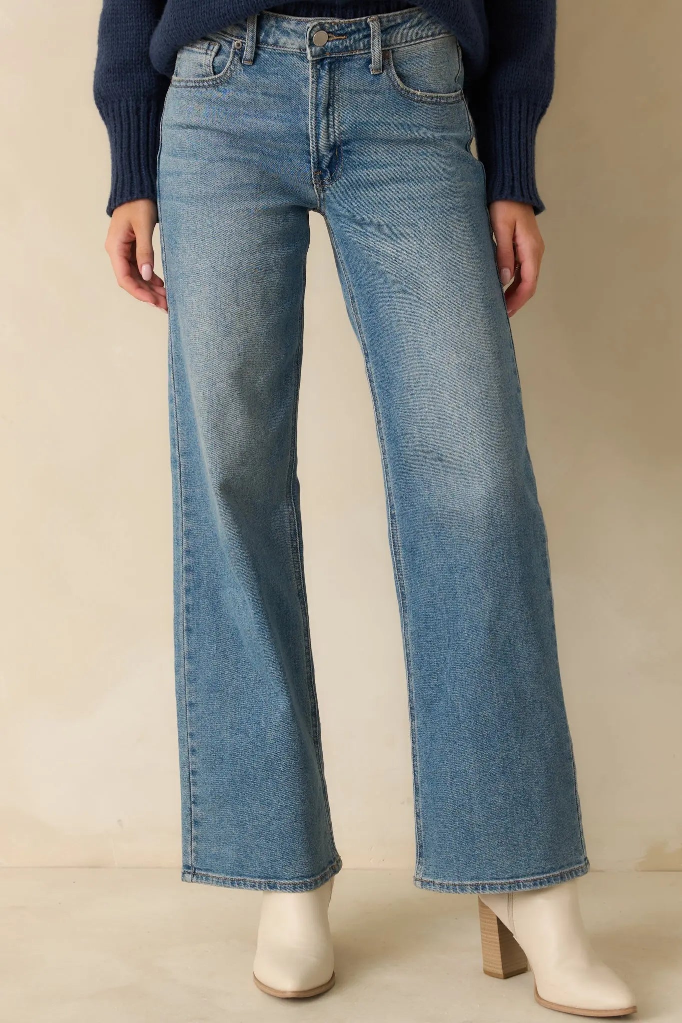 Women's Day Dreaming Medium Wash Wide Leg Jeans | 95% Cotton 6