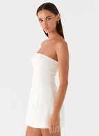 Della Collection | White Mini Dress with Strapless Design | Elegant Fit for Confident Style 1