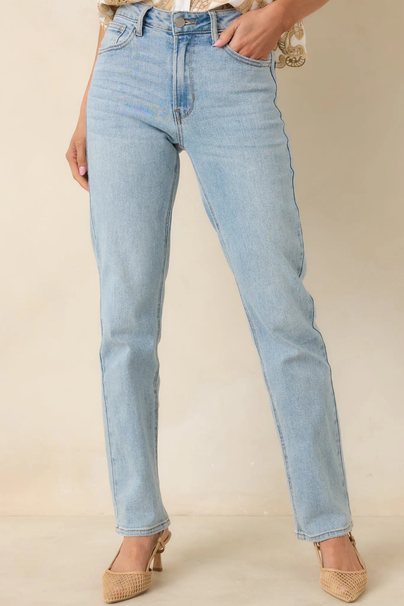 Women's Dusk Enchantment Light Wash Straight Leg Jeans | 95% Cotton 5