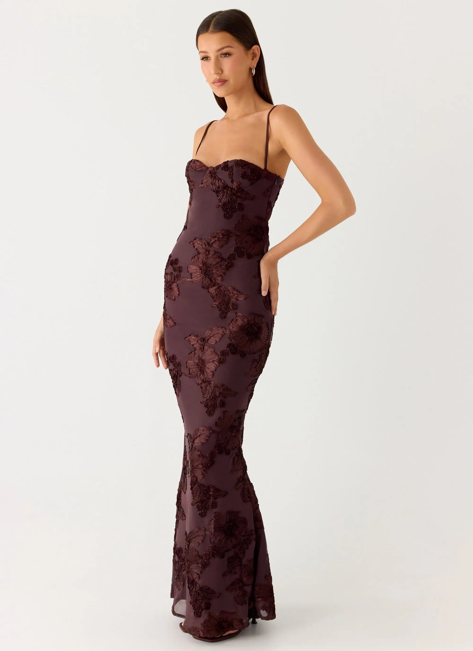 Women's Elegant Maxi Dress | Sweetheart Neckline with Adjustable Straps | Flowy Design for Special Occasions - Women's | 4