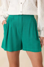 Women's Everyday Moments Kelly Green Linen Blend High Waisted Shorts | 70% Viscose & 30% Linen 5