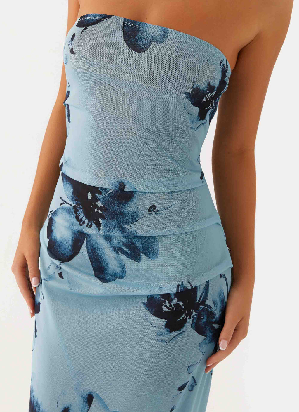 Women's Field Of Dreams | Maxi Dress with Strapless Neckline & Ruched Sides | Elegant Fit for Moonlit Adventures - Women 5