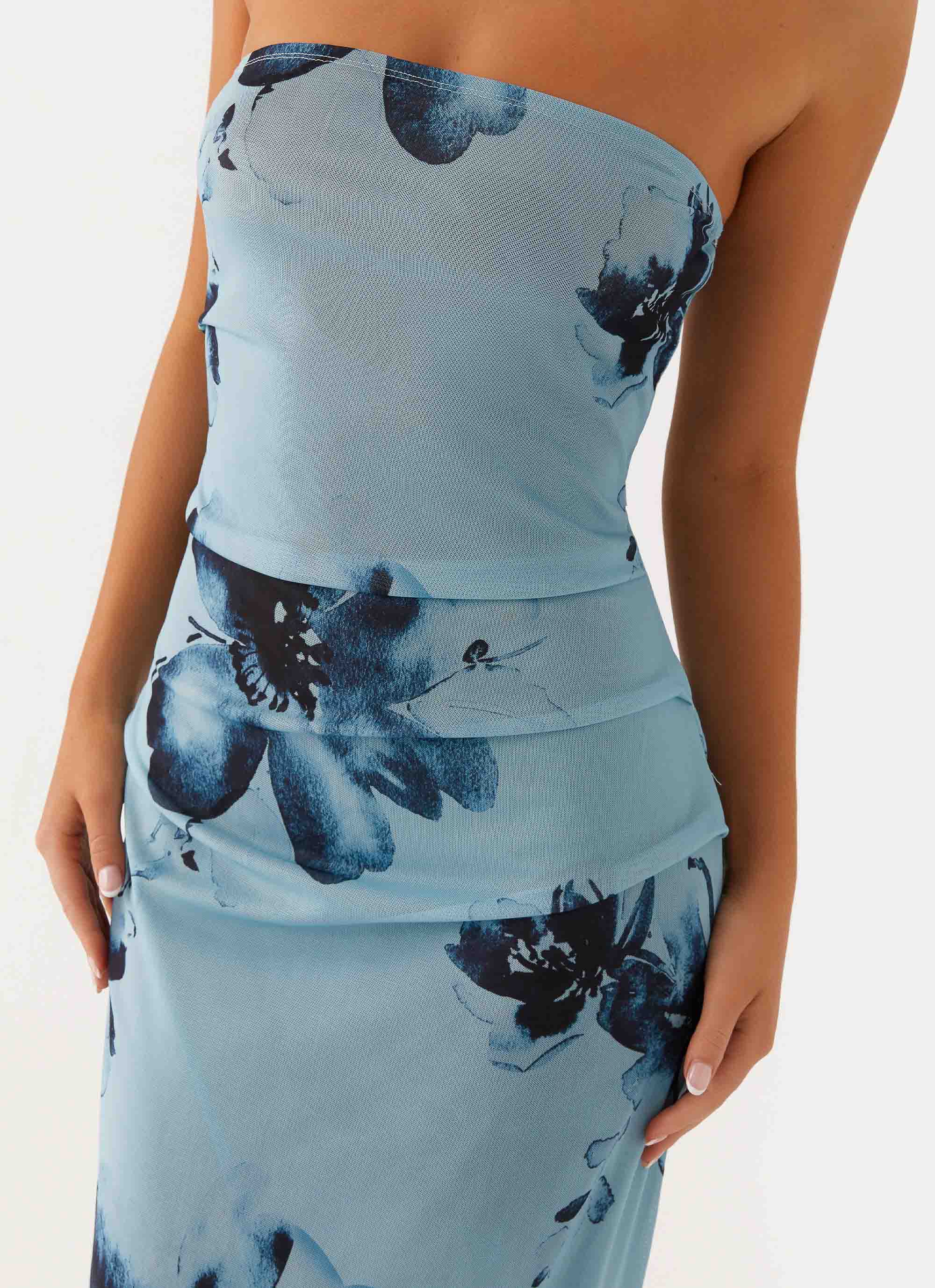 Women's Field Of Dreams | Maxi Dress with Strapless Neckline & Ruched Sides | Elegant Fit for Moonlit Adventures - Women 5