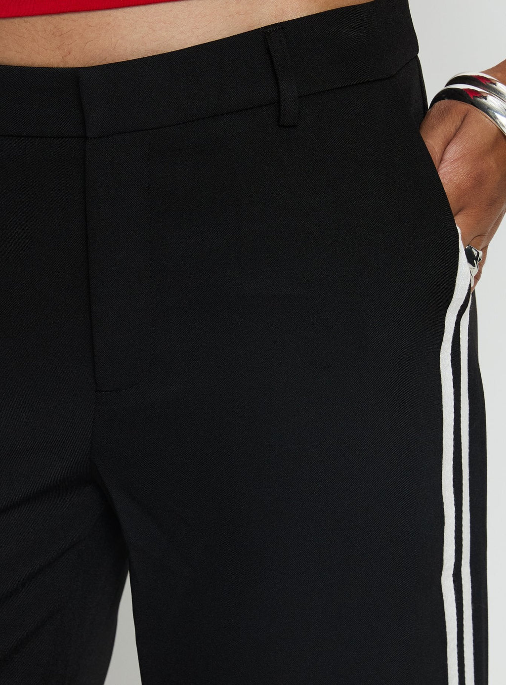 Women's Genesis Capri Pants Noir | Long capri pants with stripe side detail 5