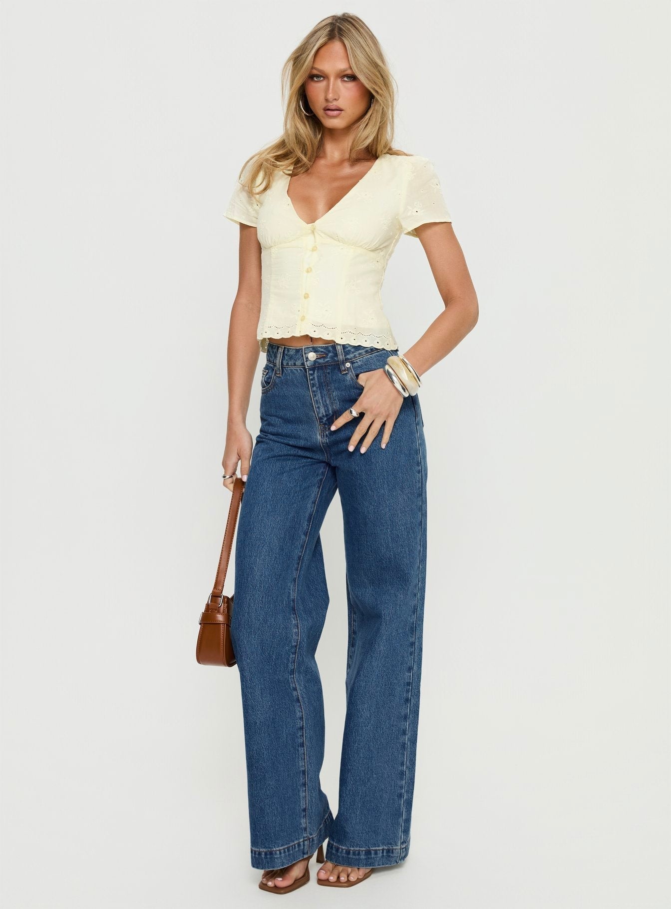 Women's Goldie High Rise Wide Leg Jeans Mid Blue Wash | Denim jeans with a wide-leg cut & high-rise fit 1