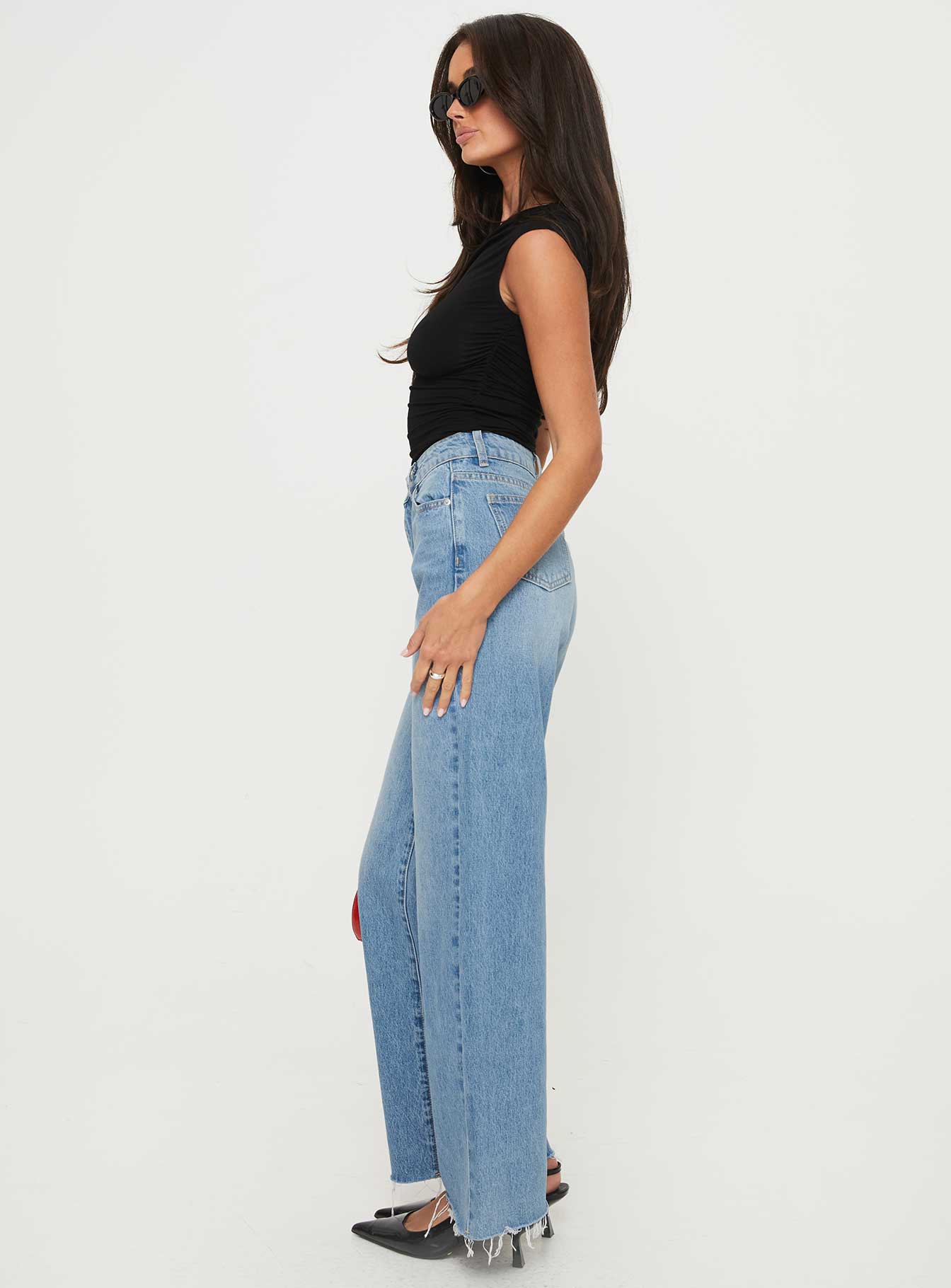 Women's Henesey High Rise Straight Leg Jeans Mid Blue Wash | High-rise straight-leg jeans 3