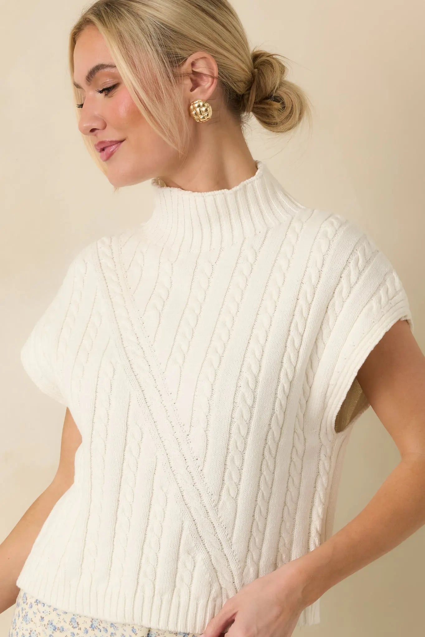 Women's I'm Sure of It Ivory Cable Knit Sleeveless Mock Neck Sweater | 60% Cotton & 40% Acrylic 1