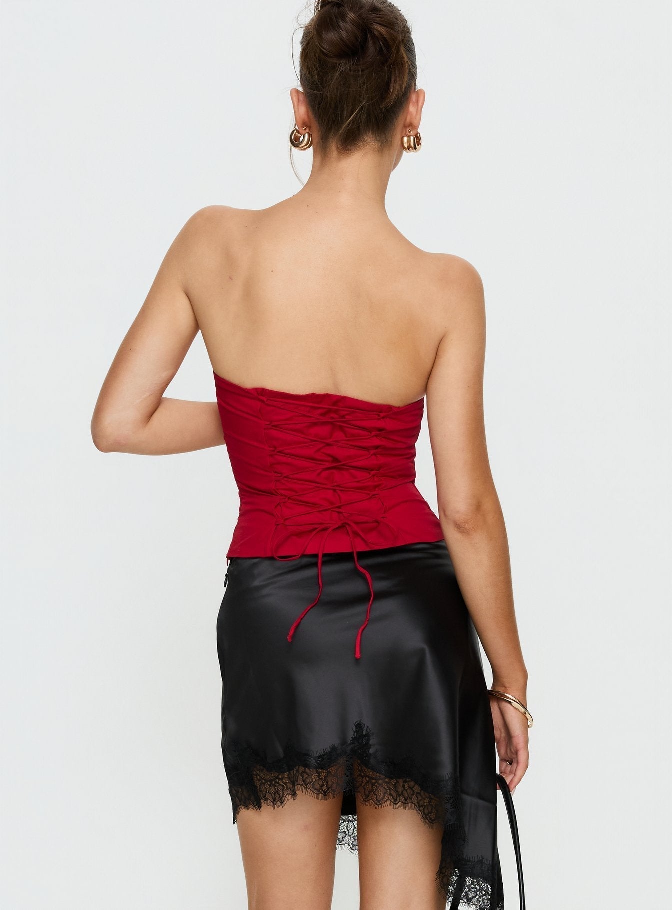 Women's Idette Lace Asymmetrical Mini Skirt Black | Asymmetrical mini skirt with lace trim detail 4