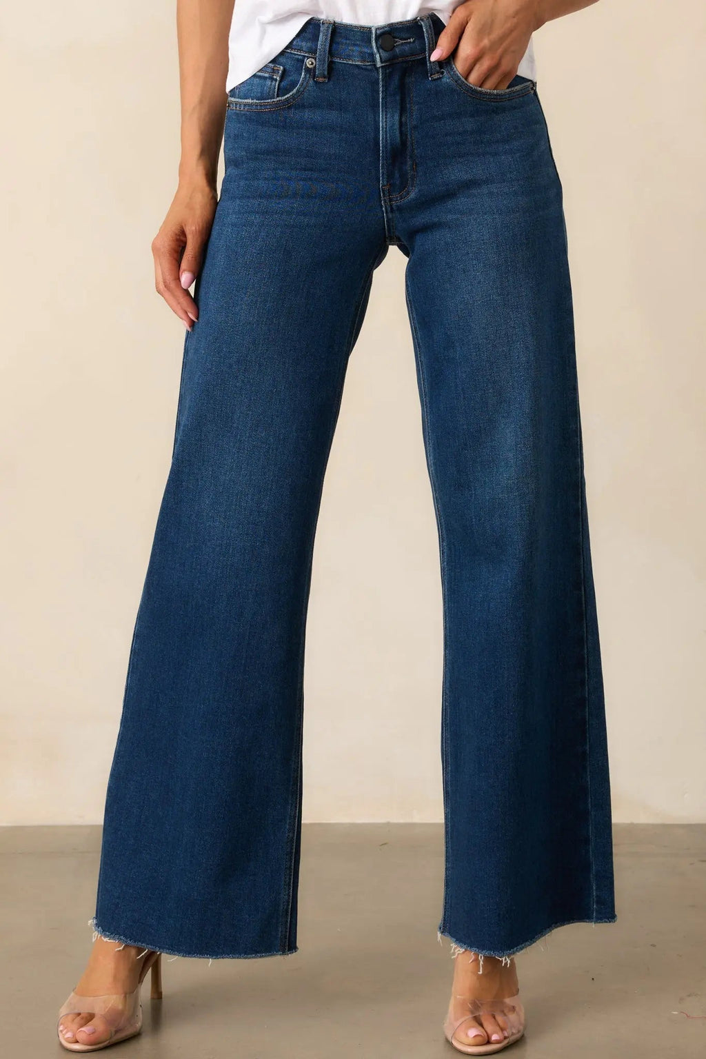 Women's In The Countryside Dark Wash Straight Leg Jeans | 95% Cotton 0