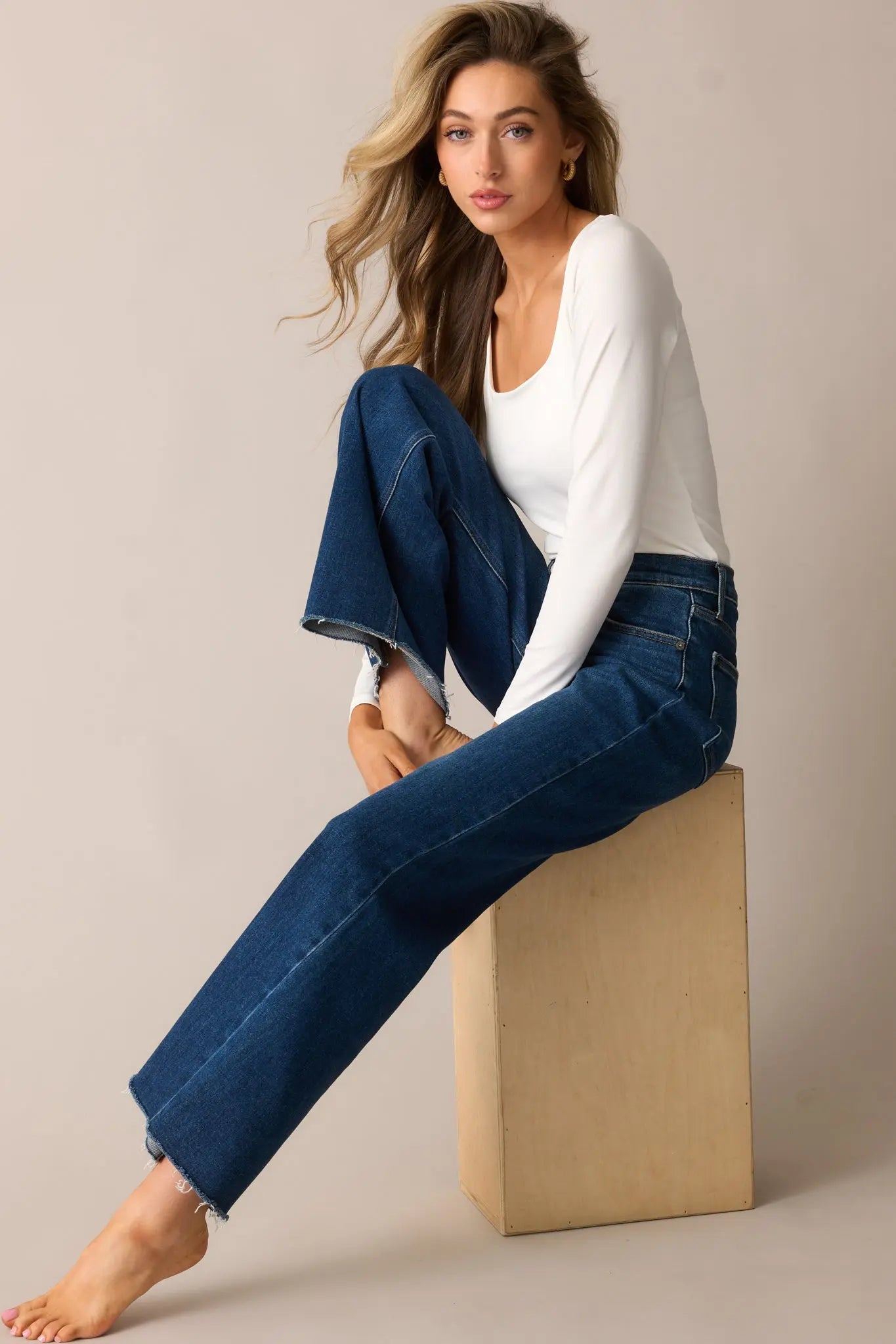 Women's In The Countryside Dark Wash Straight Leg Jeans | 95% Cotton 2