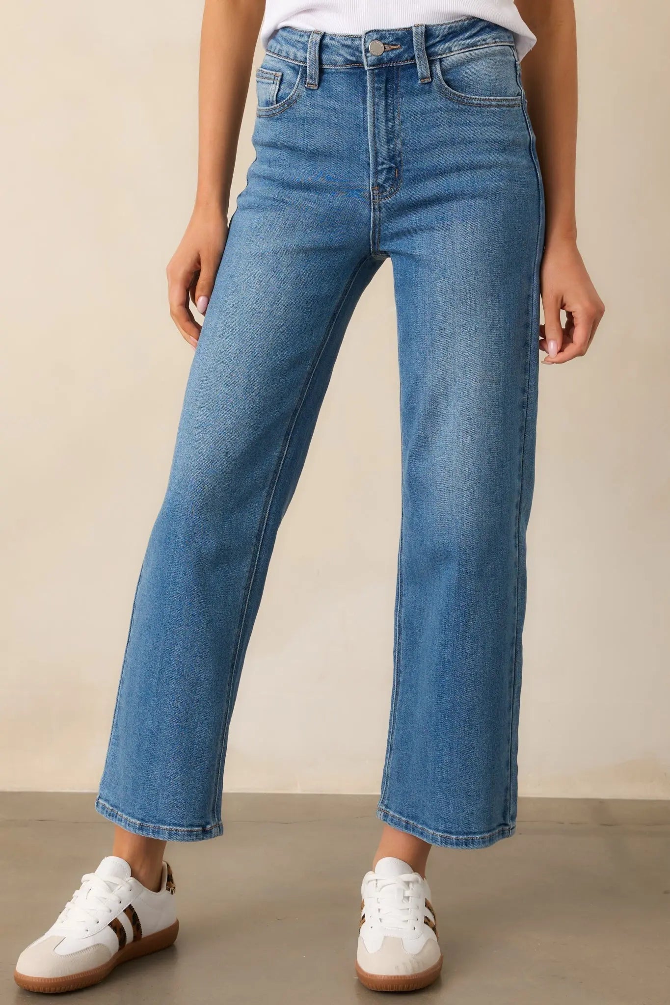 Women's Into The Clouds Medium Wash Cropped Wide Leg Jeans | 96% Cotton 0