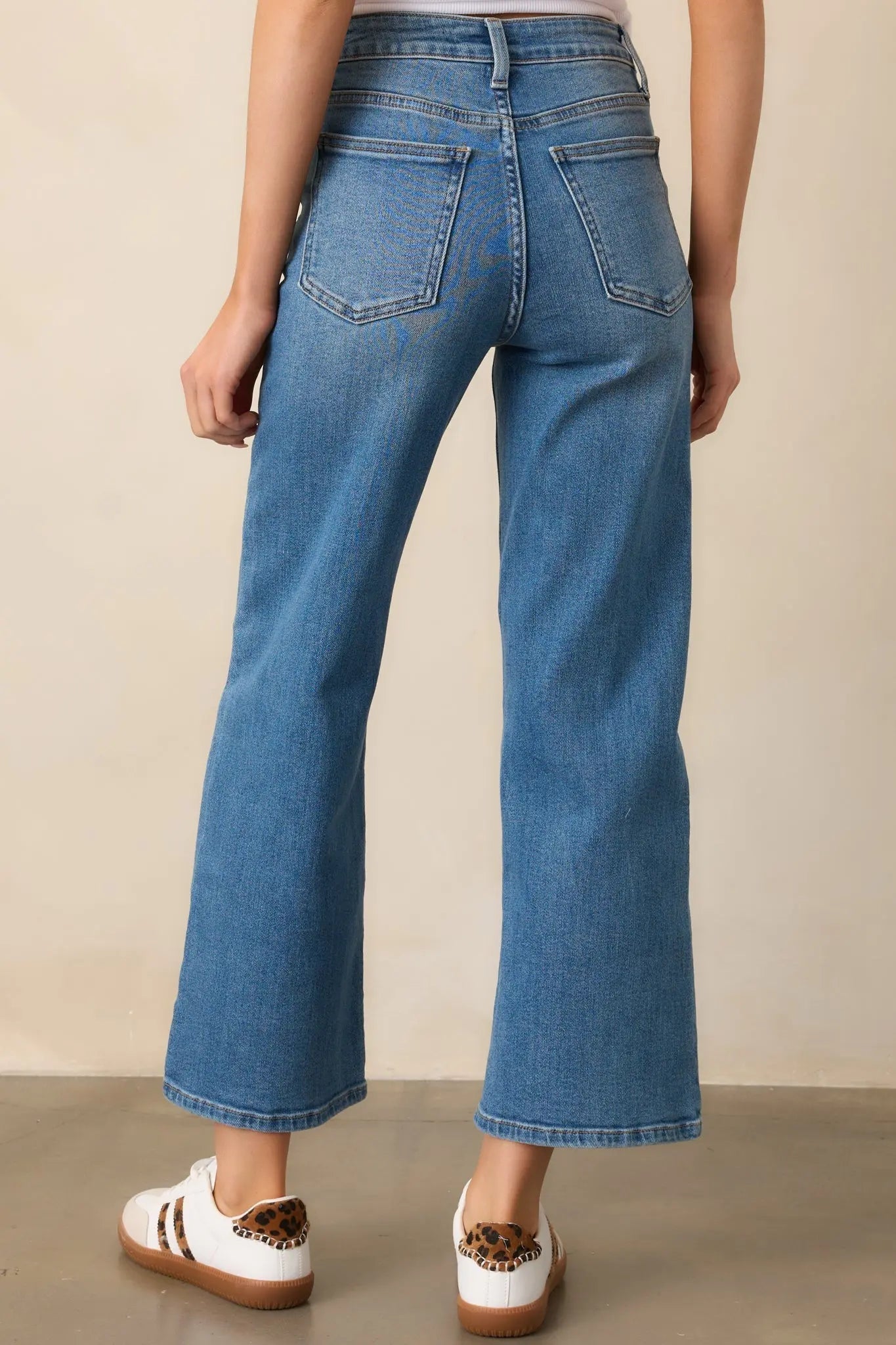 Women's Into The Clouds Medium Wash Cropped Wide Leg Jeans | 96% Cotton 2