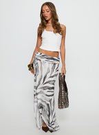 Women's Kiden Split Maxi Skirt Zebra | Maxi skirt in zebra print with split detail 2