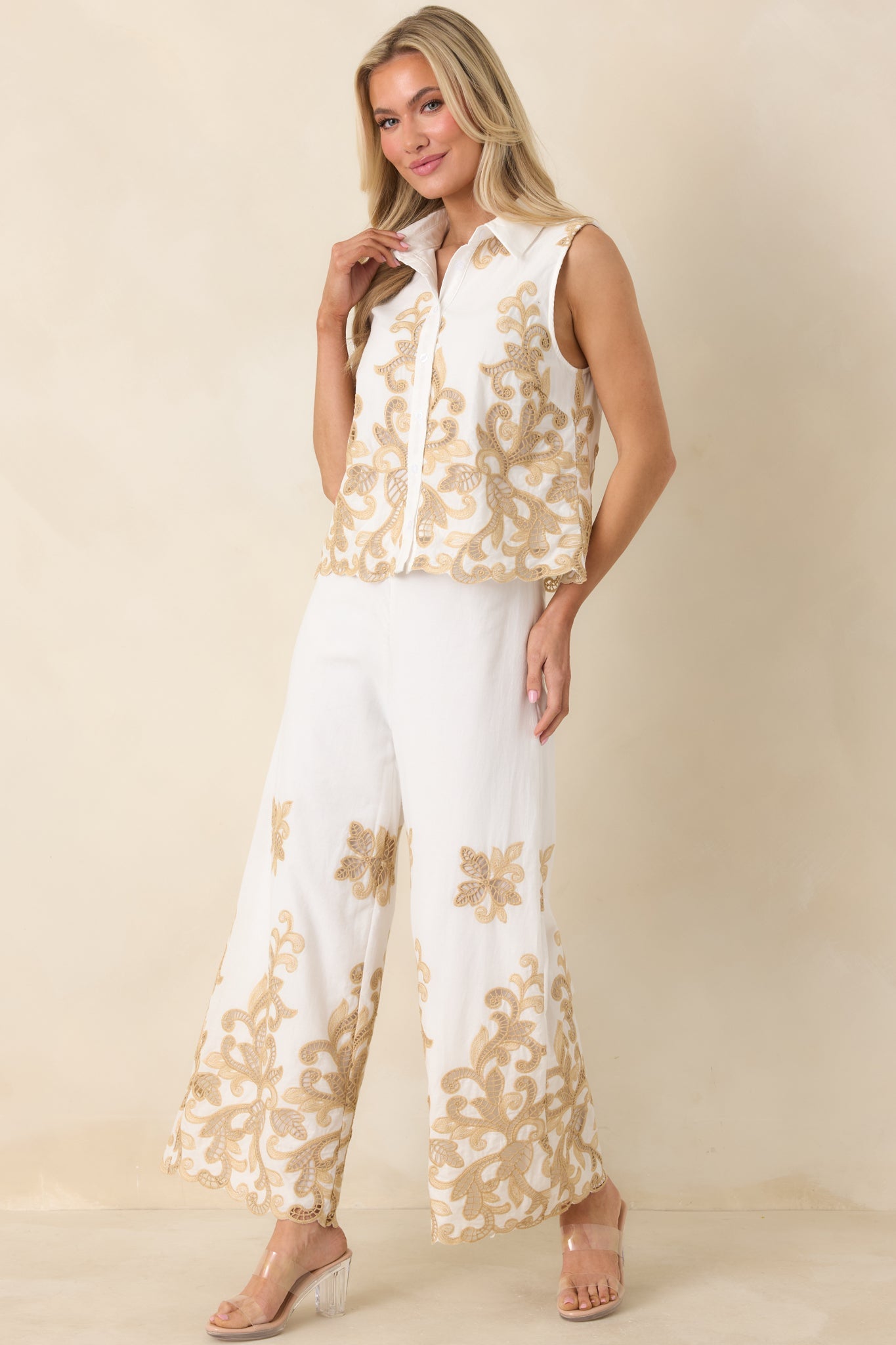 Women's Kiss Me in Champagne Ivory Cotton Lace Applique Sleeveless Top | 100% Cotton 3