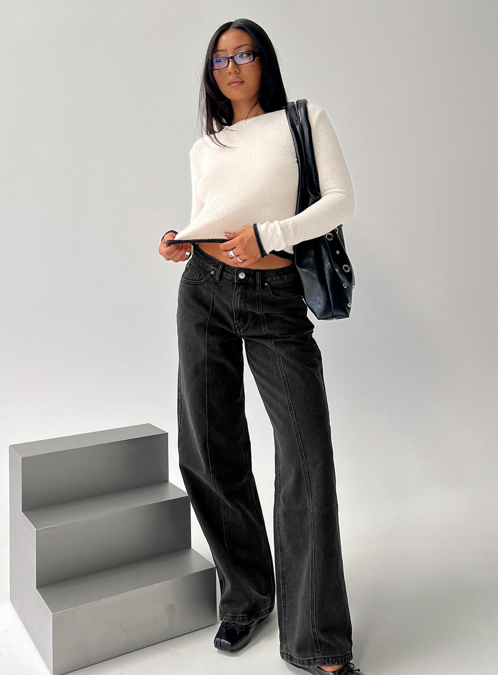 Women's Lando Low Rise Straight Leg Jeans Washed Black | Denim jeans with a low-rise fit & straight-leg cut 0