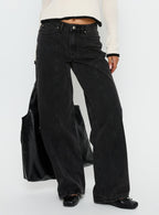 Women's Lando Low Rise Straight Leg Jeans Washed Black | Denim jeans with a low-rise fit & straight-leg cut 1