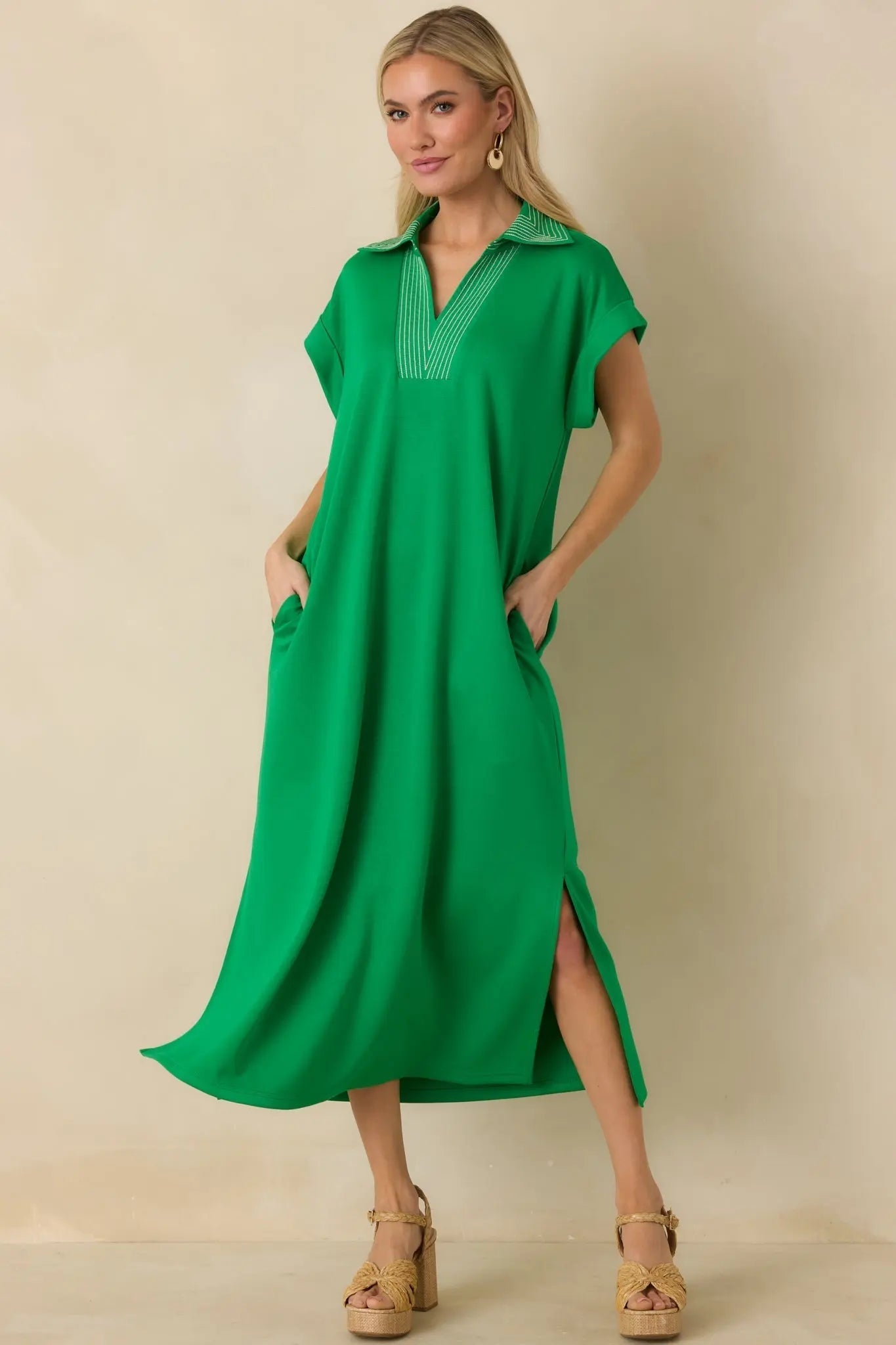 Women's Let It Play Out Green Knit Contrast Detail V-Neck Short Sleeve Midi Dress | 50% Rayon 3