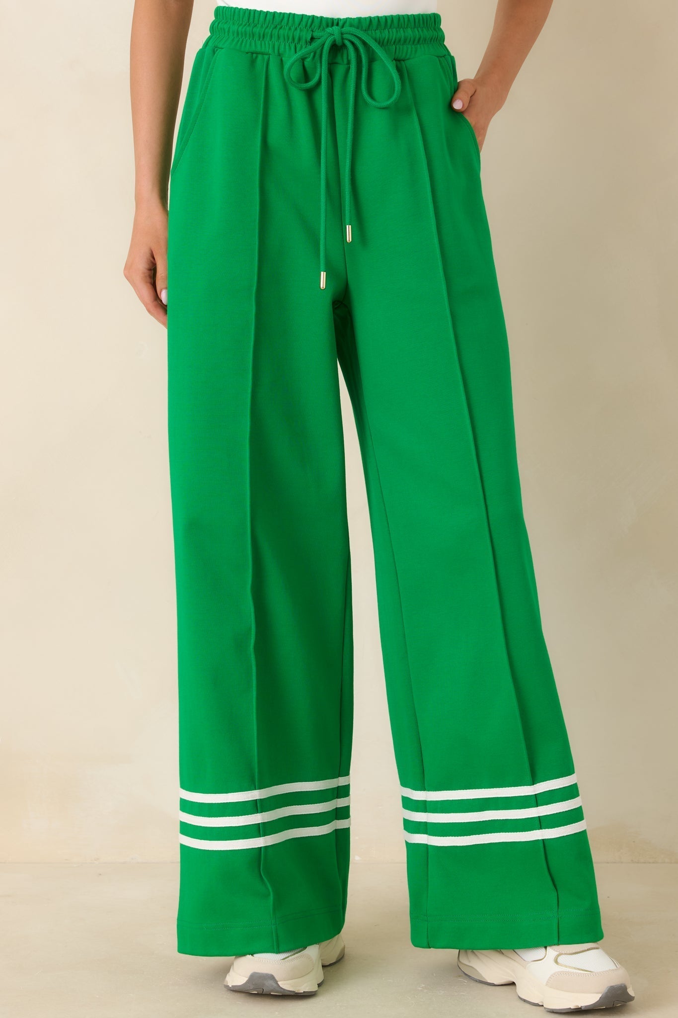 Women's Line & Leisure Green Cotton Blend Contrast Stripe Drawstring Pants | 60% Cotton & 40% Polyester 2