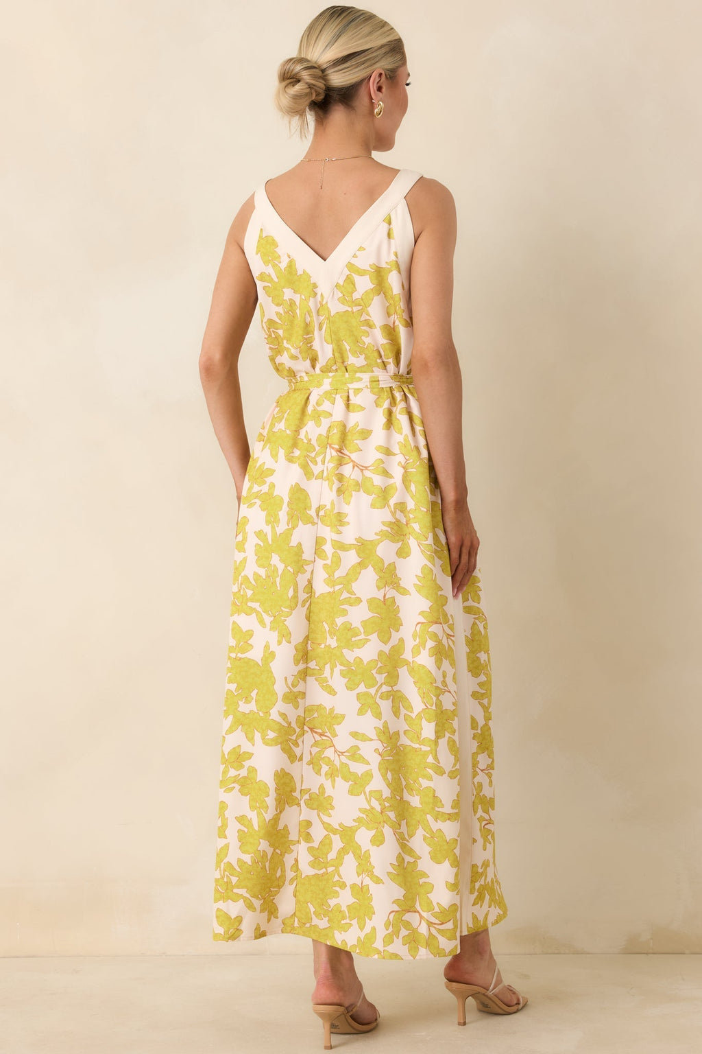 Women's Living For It Light Green & Ivory Floral V-Neck Tie Belt Dress | 100% Polyester Contrast: 100% Polyester 6