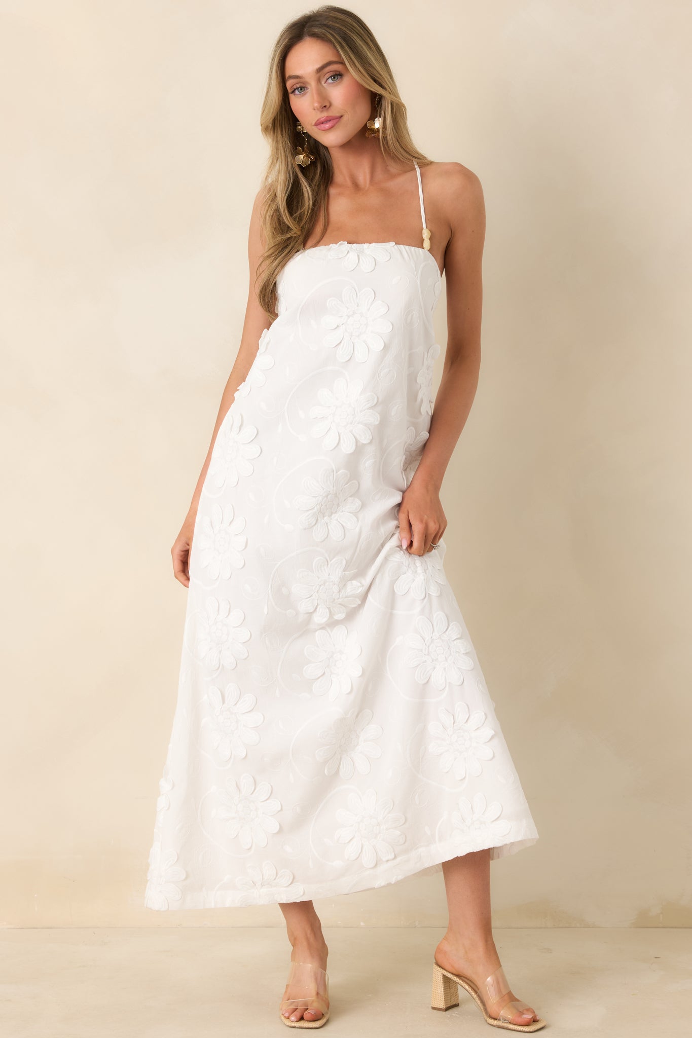 Women's MINKPINK Alessia White Cotton Floral Applique Lace-Back Maxi Dress | 100% Cotton 0