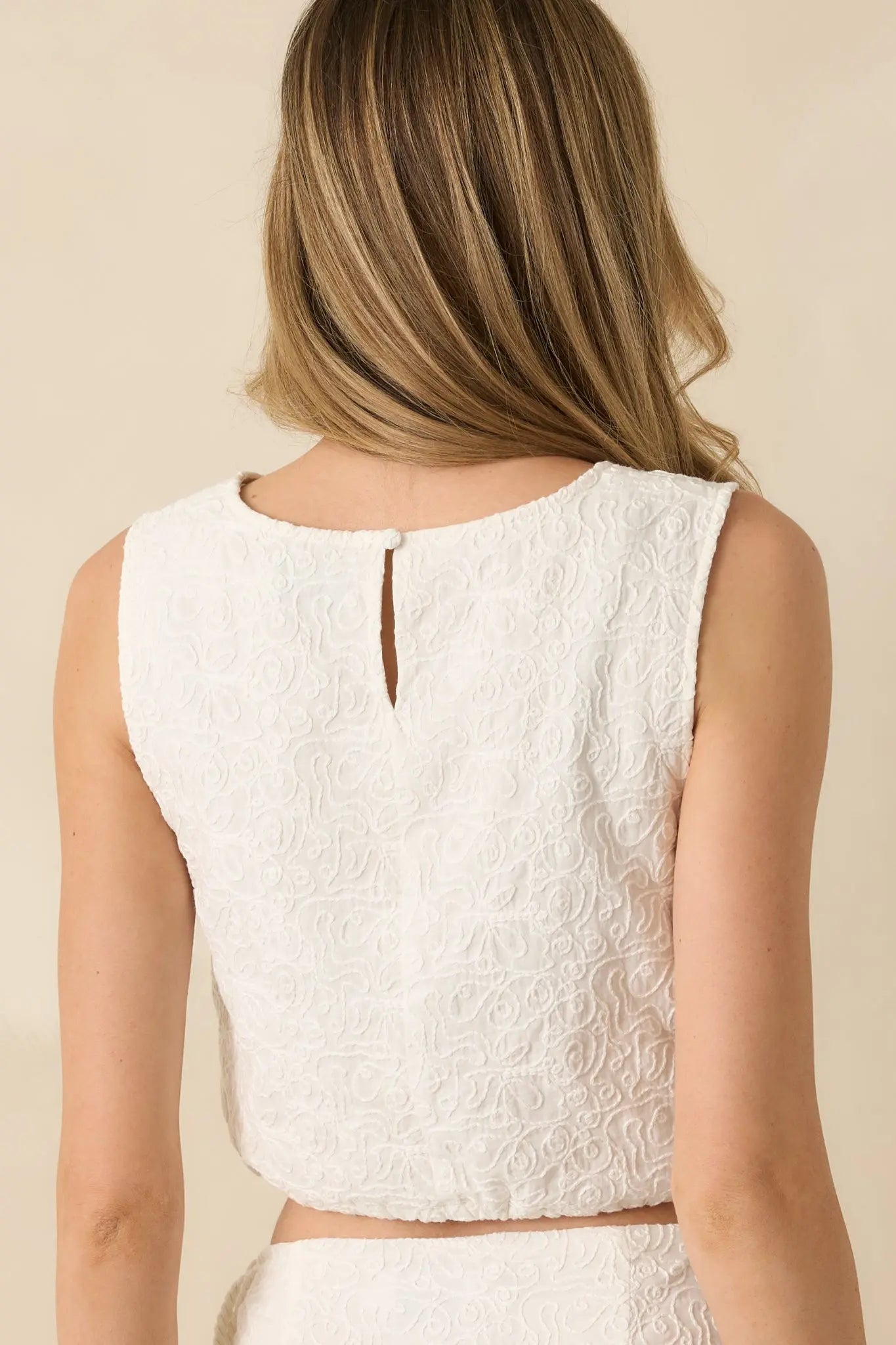 Women's MINKPINK Daphne White Cotton Jacquard Tie Waist Crop Top | 100% Cotton 6