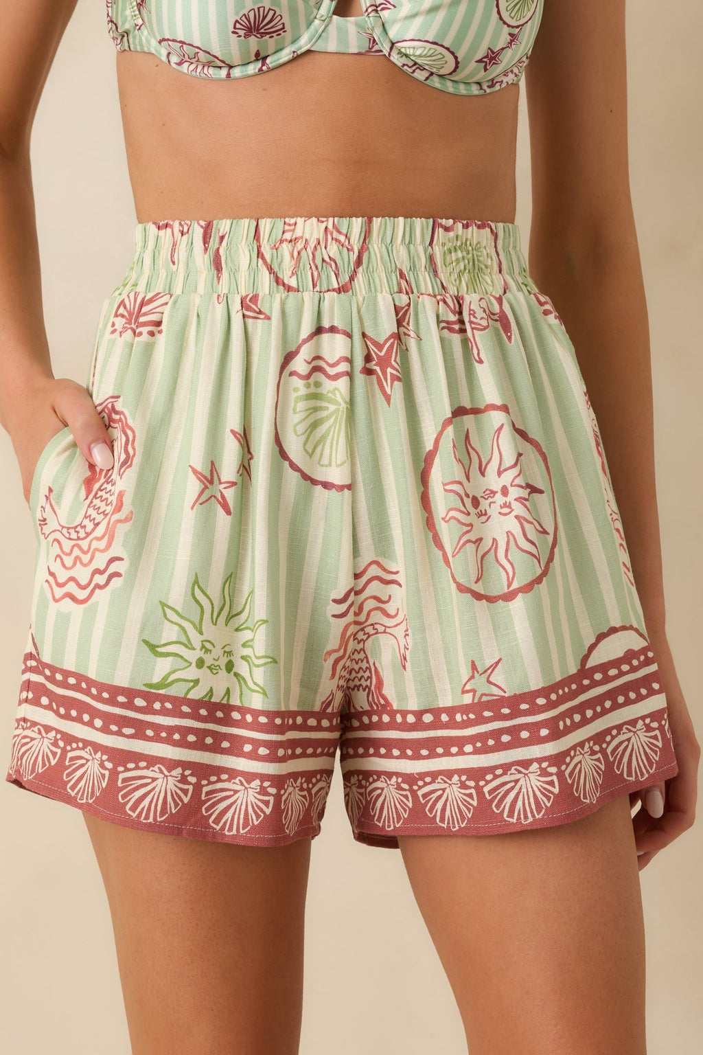 Women's MINKPINK Soleil Green Stripe Linen Blend High Waist Shorts | 85% Viscose & 15% Linen 0