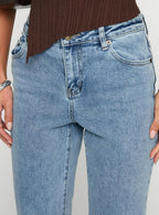 Women's Magic Mirror Mid Rise Bootleg Jeans Ice Wash | Mid-rise bootleg denim jeans 5