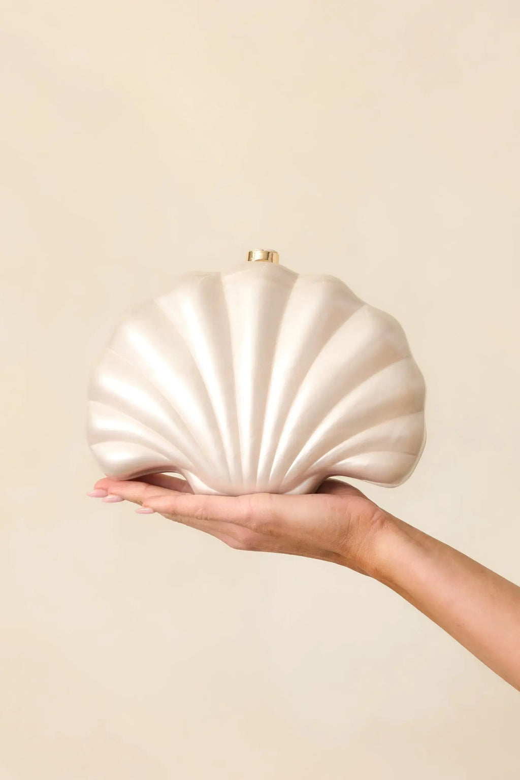 Women's Making Tidal Waves Ivory Pearlescent Seashell Crossbody Bag | Bag Measures in 6.5" Length 1