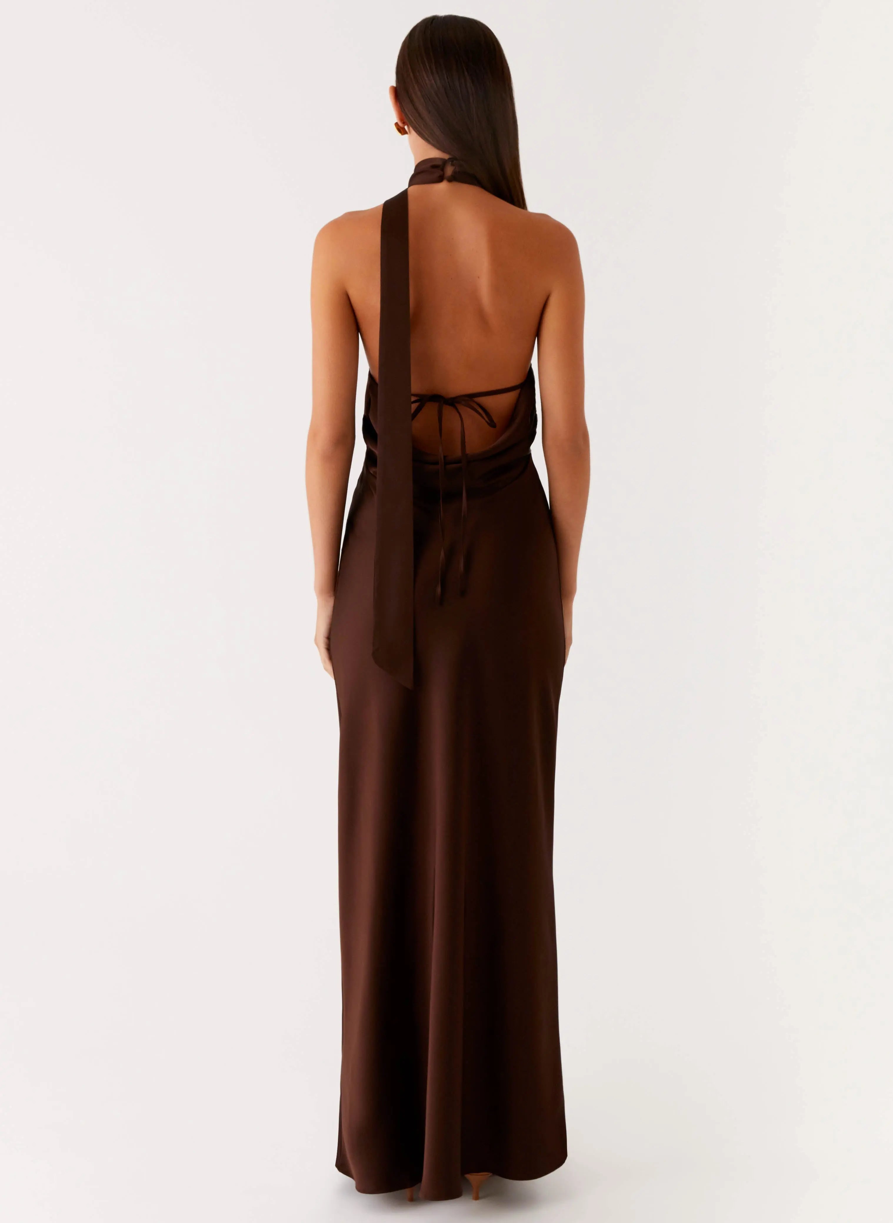 Women's Maxi Dress for Women with Halter Neck Design | Luxurious Satin for Effortless Style | Halter neckline — flatteri 2