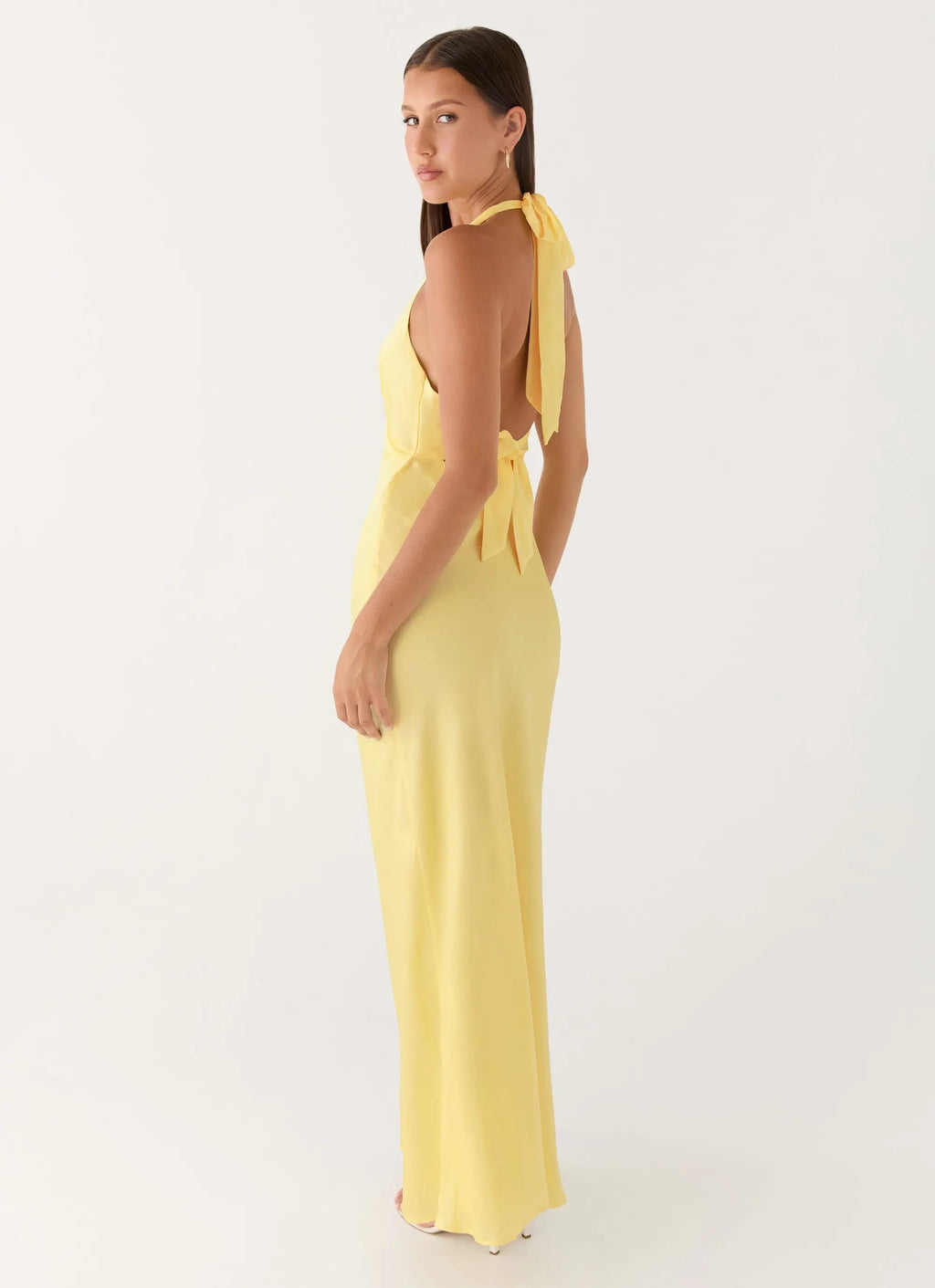 Maxi Dress with Open-Back Halterneck Design | Effortless Style for Any Occasion - Women's 4
