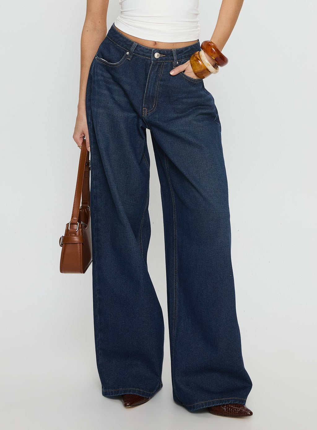 Women's Naylor Mid Rise Wide Leg Jeans Mid Blue Denim | Mid-rise wide-leg denim jeans 1
