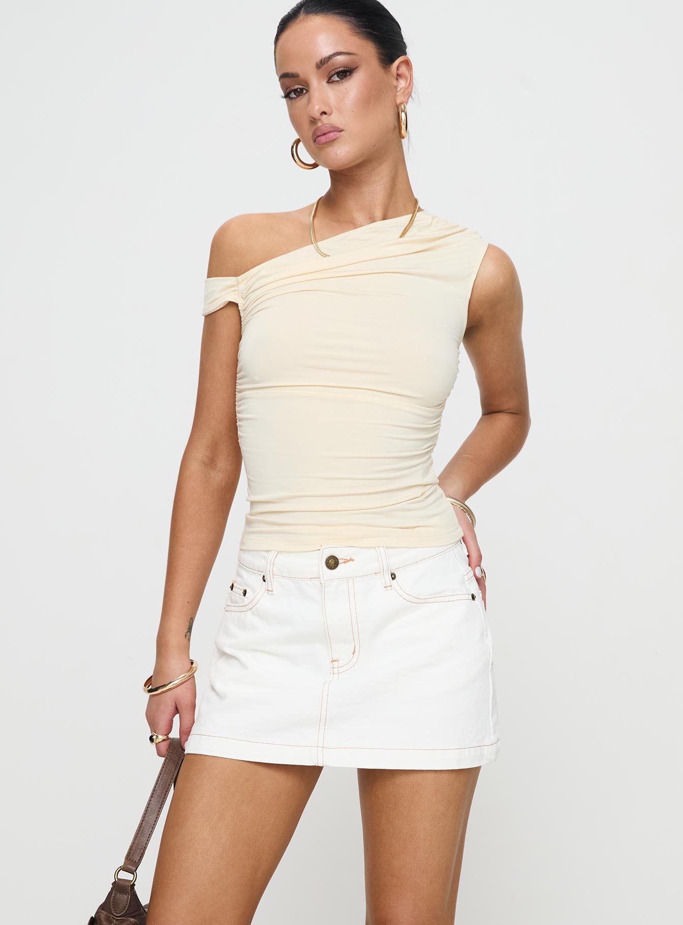 Women's Nicolina Low Rise Denim Mini Skirt Ecru | Low-rise denim Mini skirt 1