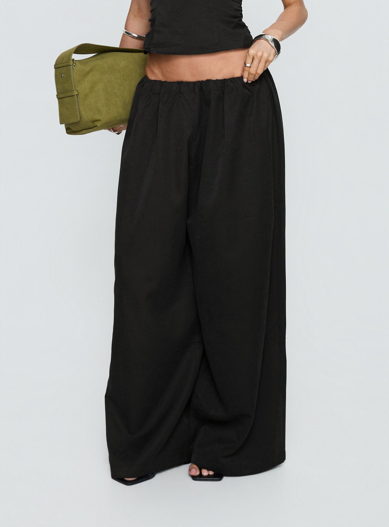 Women's Odara Wide Leg Pants Black | Wide-leg pants in a low-rise fit 1