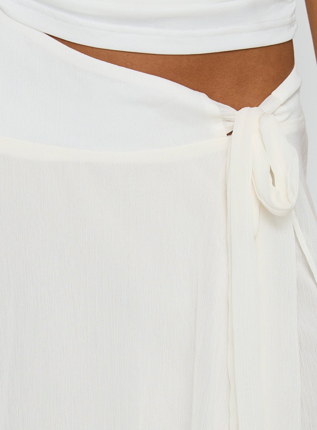 Women's Ophella Tie Waist Chiffon Midi Skirt Cream | Chiffon midi skirt with tie waist detail 5