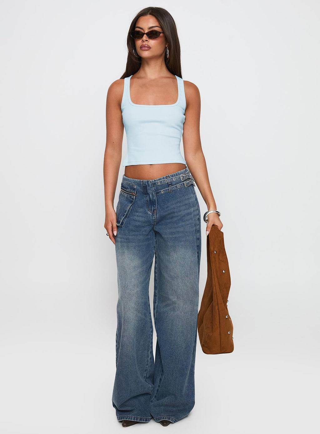Women's Paltrow Mid Rise Wide Leg Cargo Jeans Mid Blue Wash | Belted cargo mid-rise denim pants 2