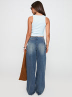 Women's Paltrow Mid Rise Wide Leg Cargo Jeans Mid Blue Wash | Belted cargo mid-rise denim pants 4