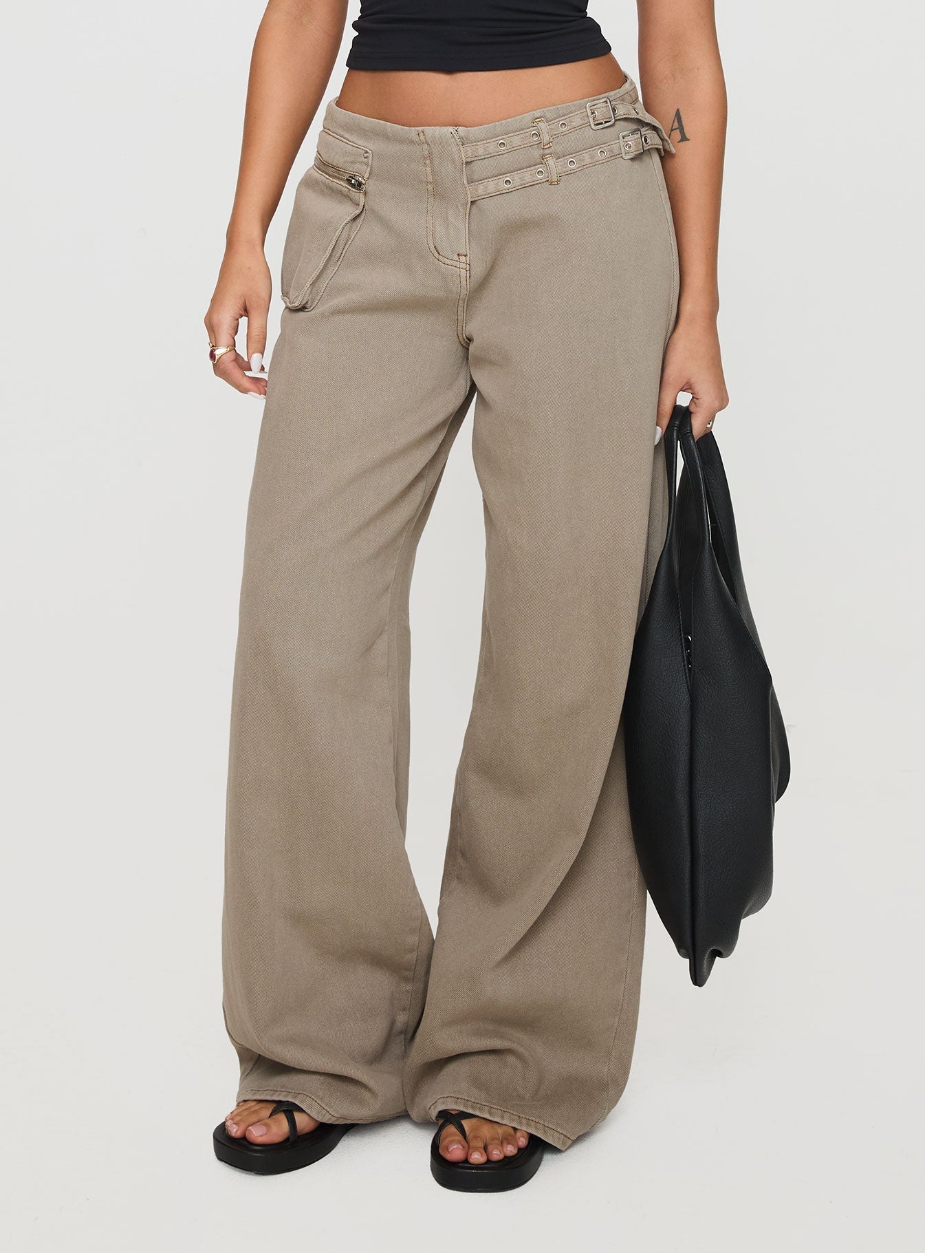 Women's Paltrow Mid Rise Wide Leg Cargo Jeans Washed Brown Petite | Princess Polly Petite 1