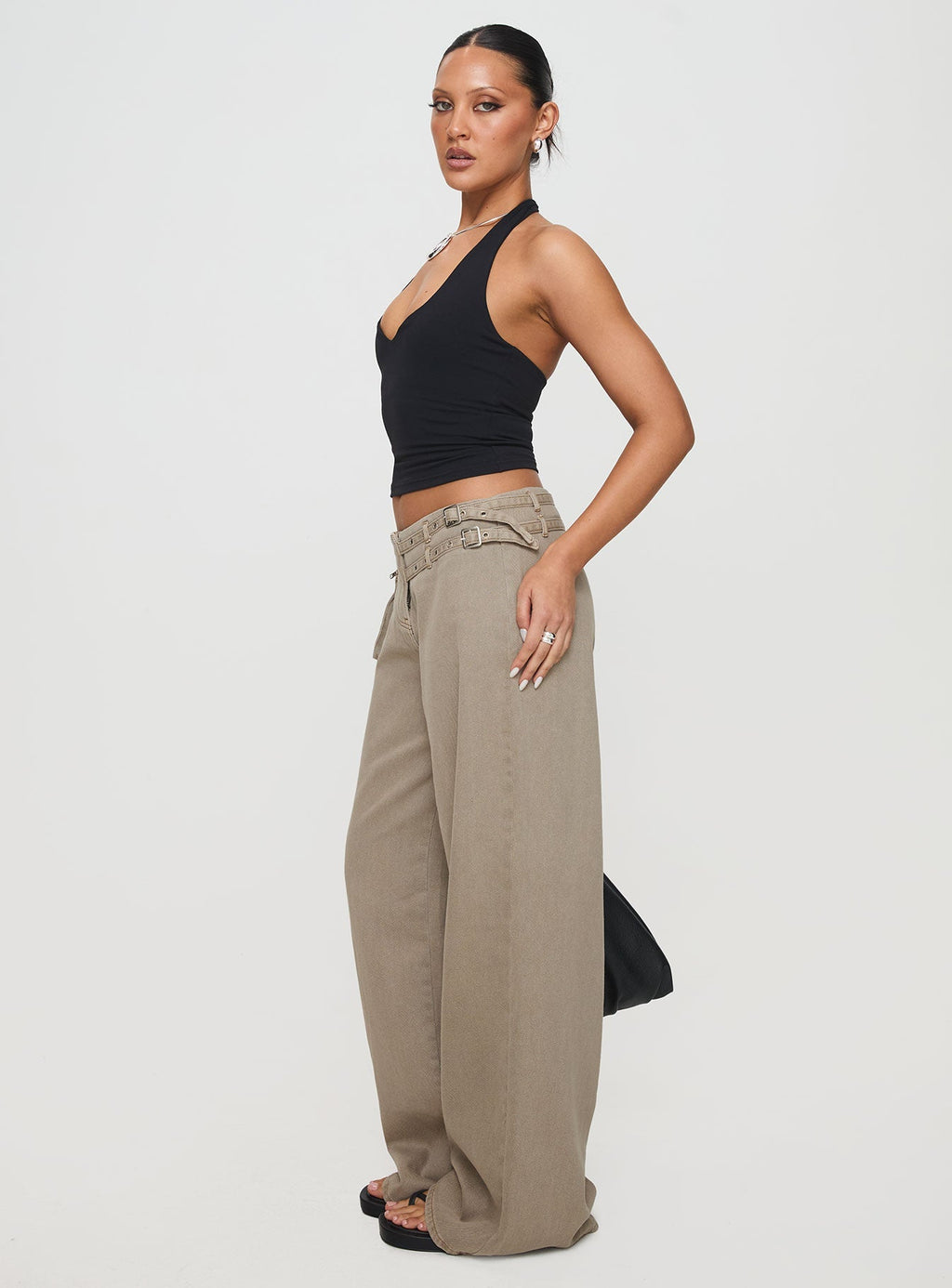 Women's Paltrow Mid Rise Wide Leg Cargo Jeans Washed Brown Petite | Princess Polly Petite 3