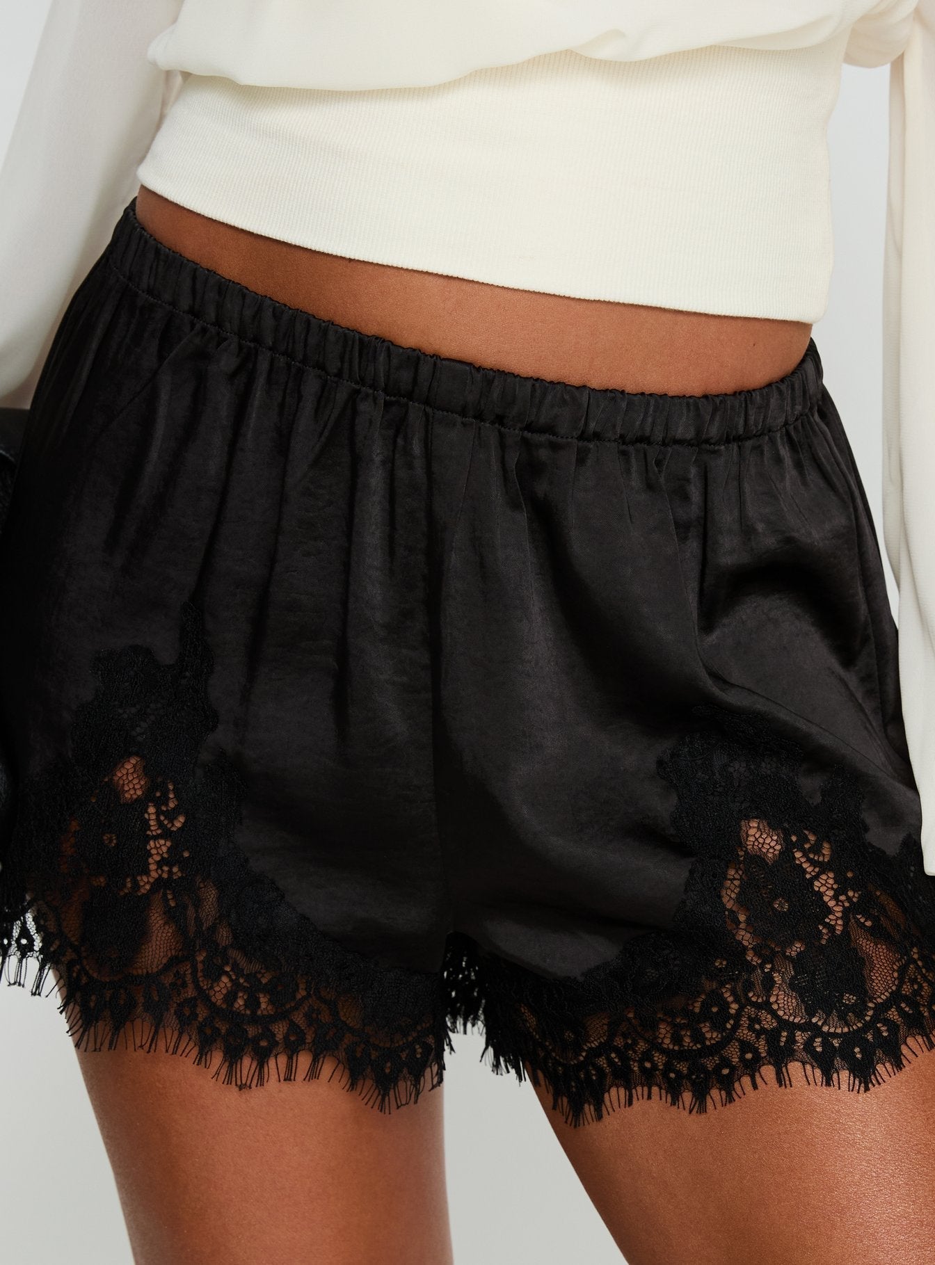 Women's Parisse Satin Lace Trim Shorts Black | Mid-rise satin shorts with lace trim & elasticated 5