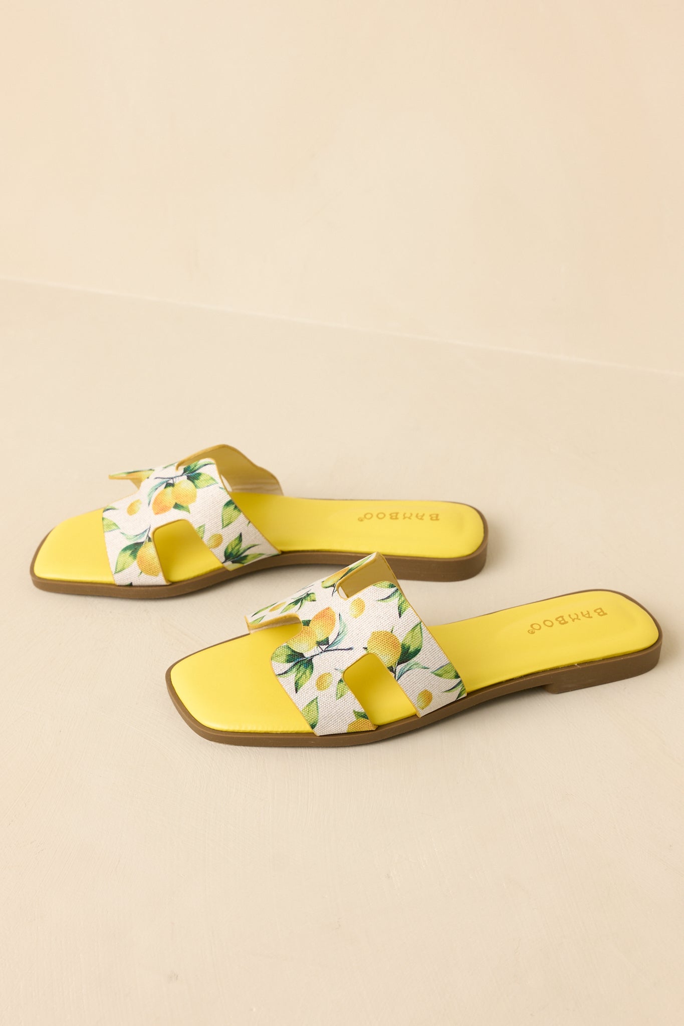 Women's Picked Fresh for You Yellow Multi Lemon Print Slide Sandals | All Man Made Materials 0