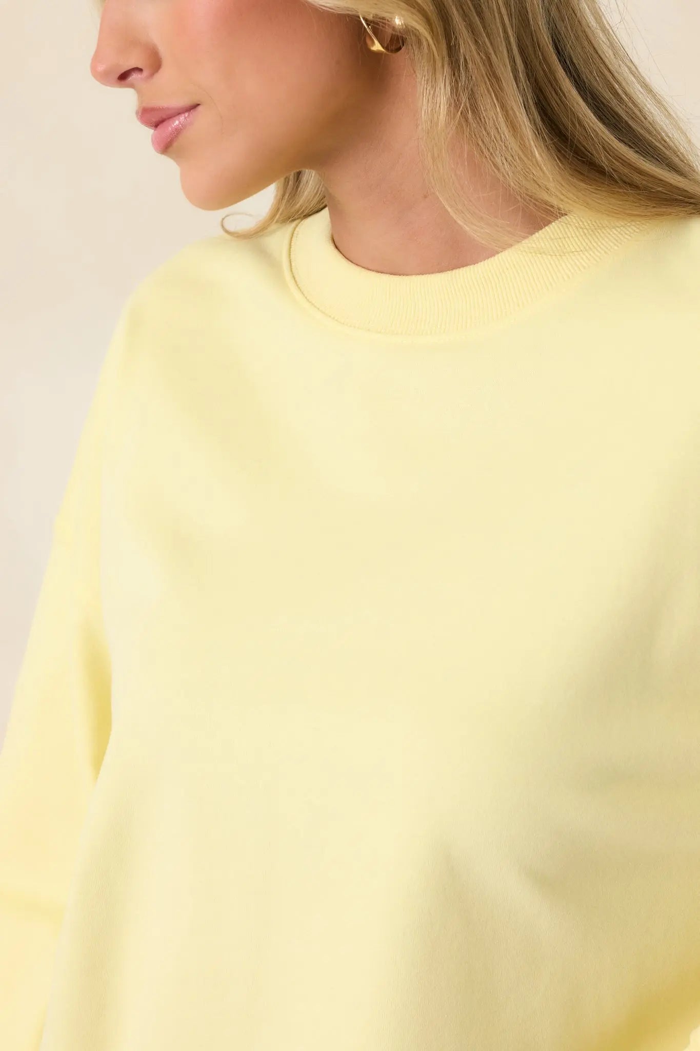 Women's Radiant Vibes Yellow Crewneck Sweatshirt | 81% Cotton & 19% Polyester 2
